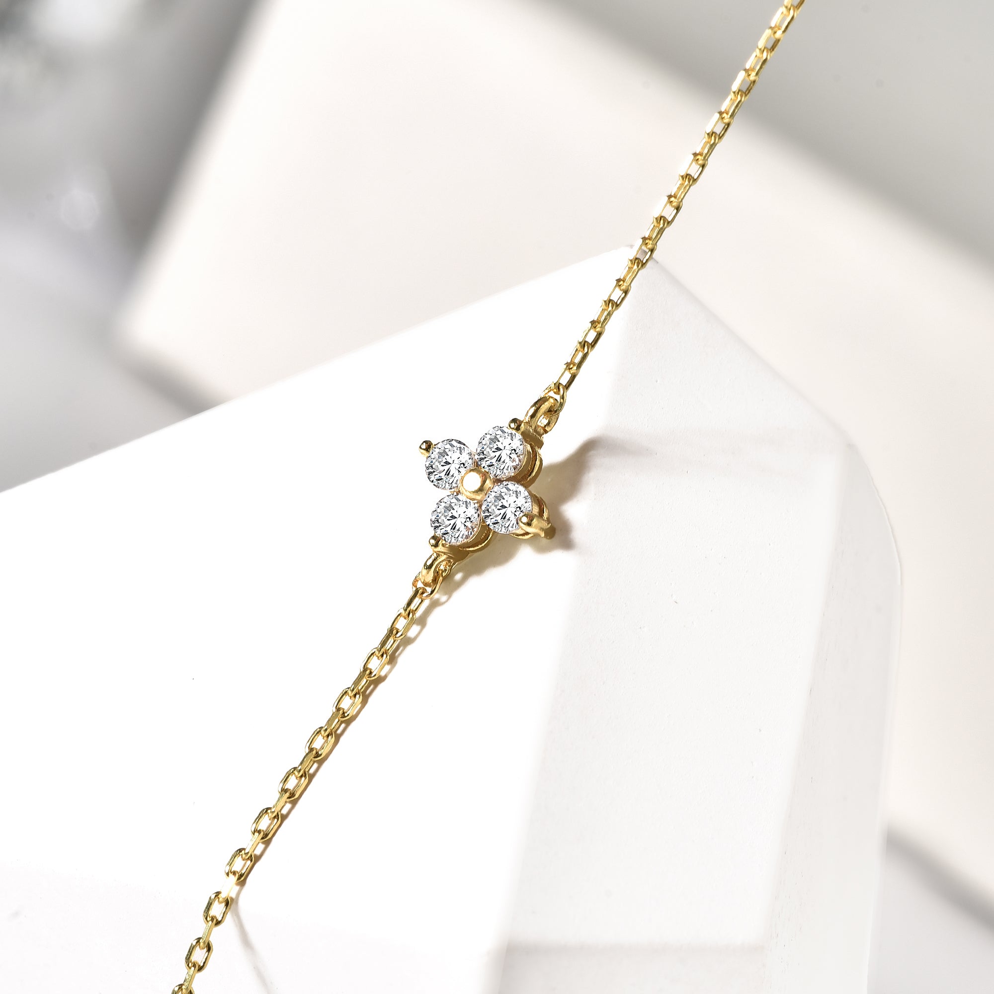 Flower Stone Diamond Bracelet 14K Gold