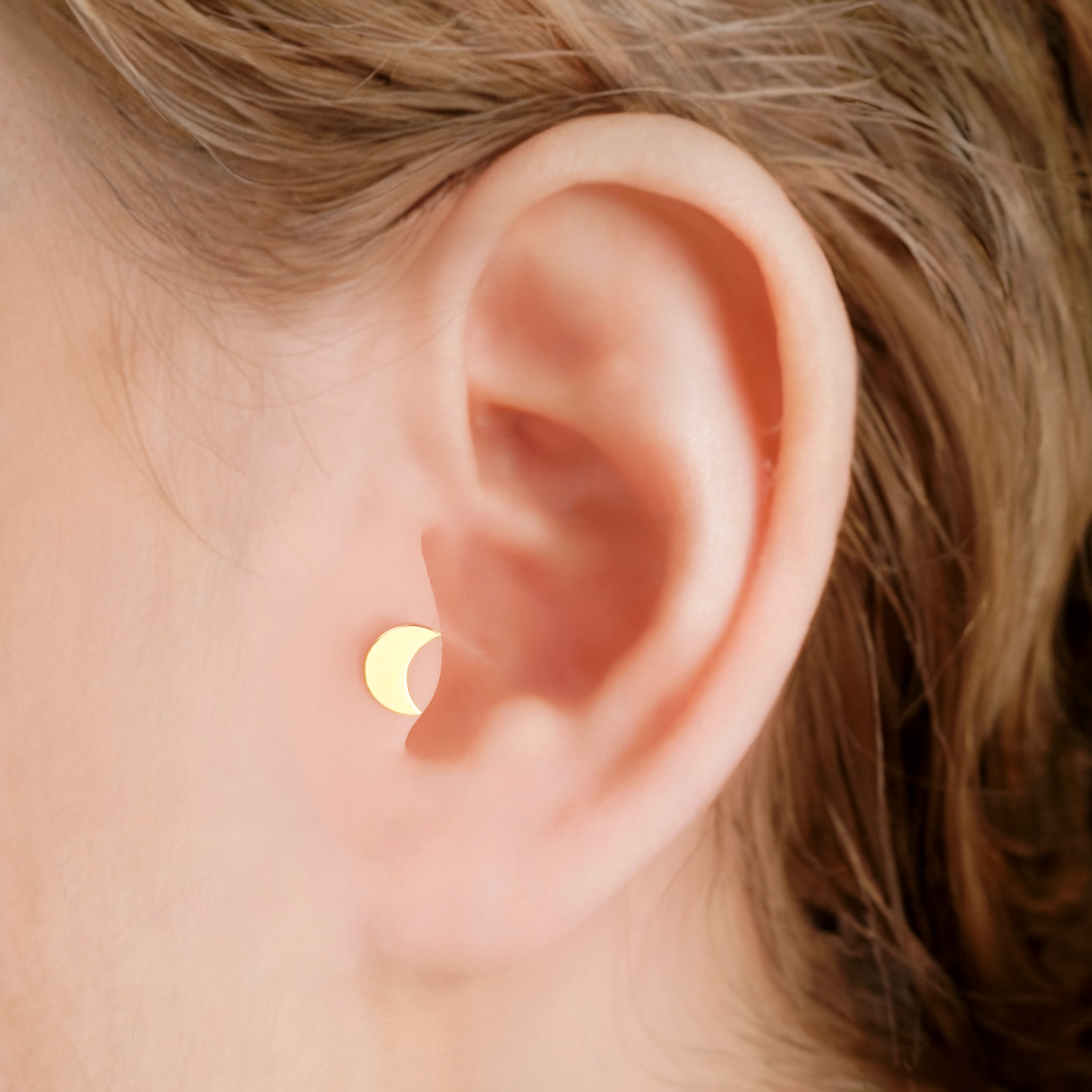 Crescent Moon Flatback Ear Piercing 14K Gold