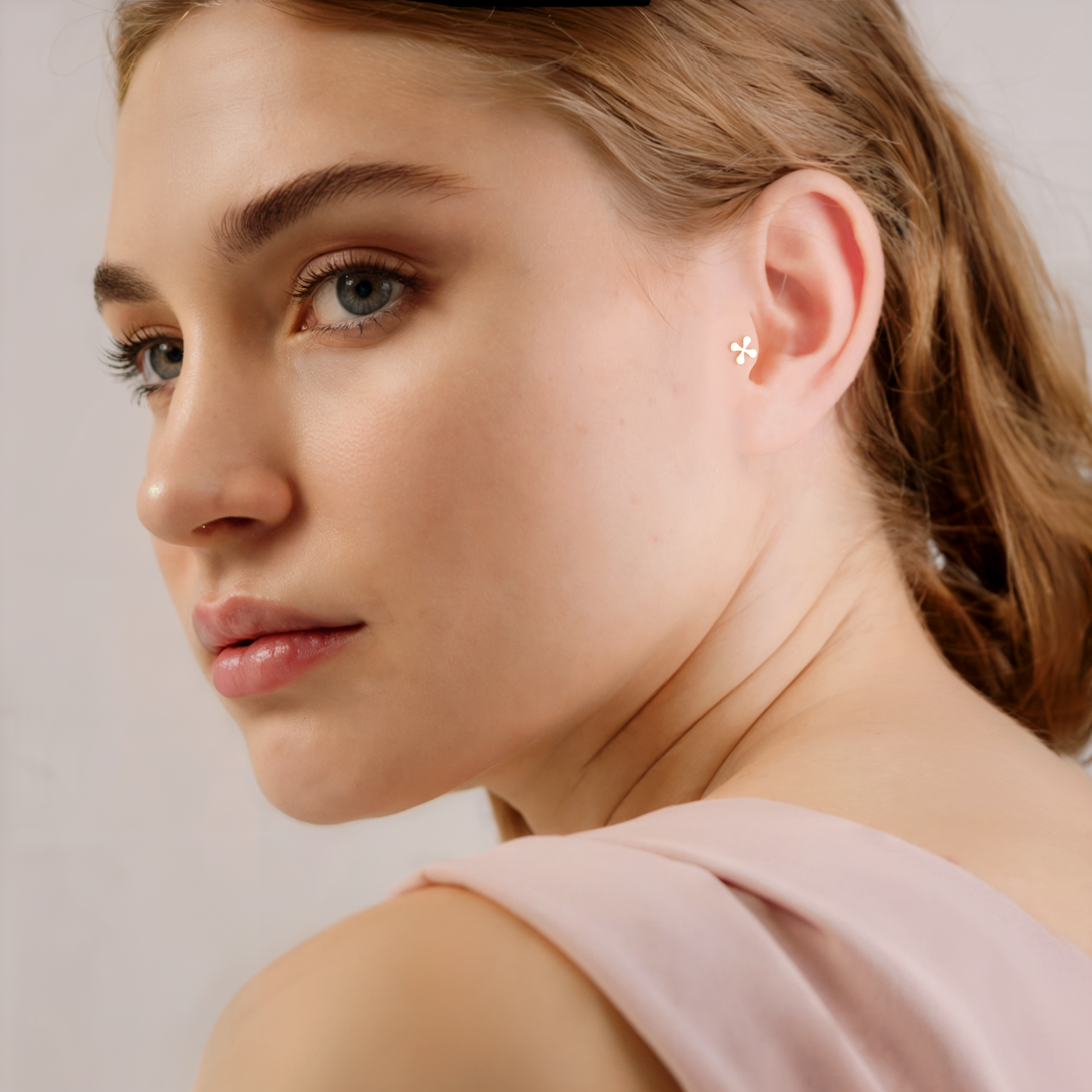 Cross Flatback Ear Piercing 14K Gold