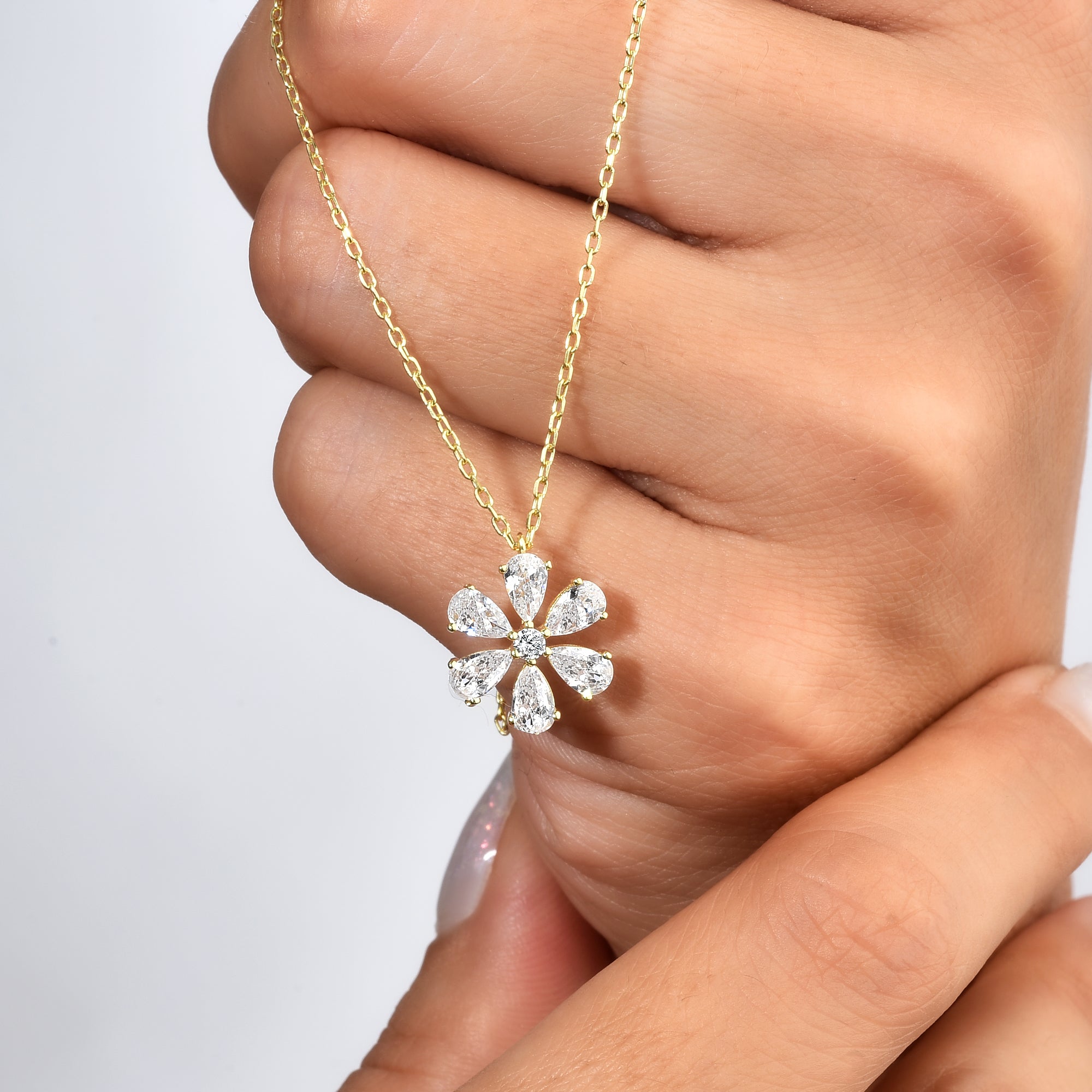 Daisy Diamond Necklace 14K Gold