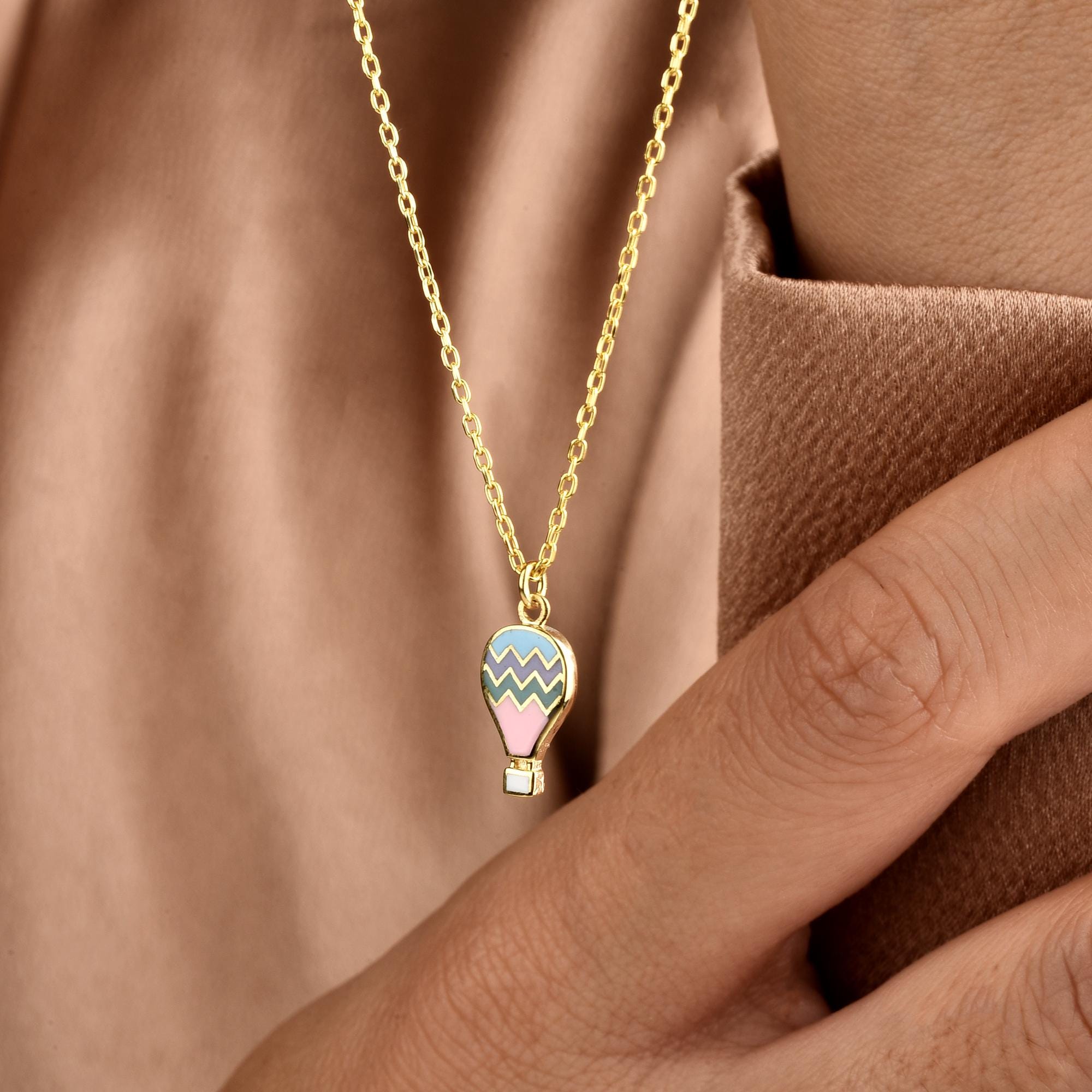 Flying Balloon Necklace 14K Gold / Silver