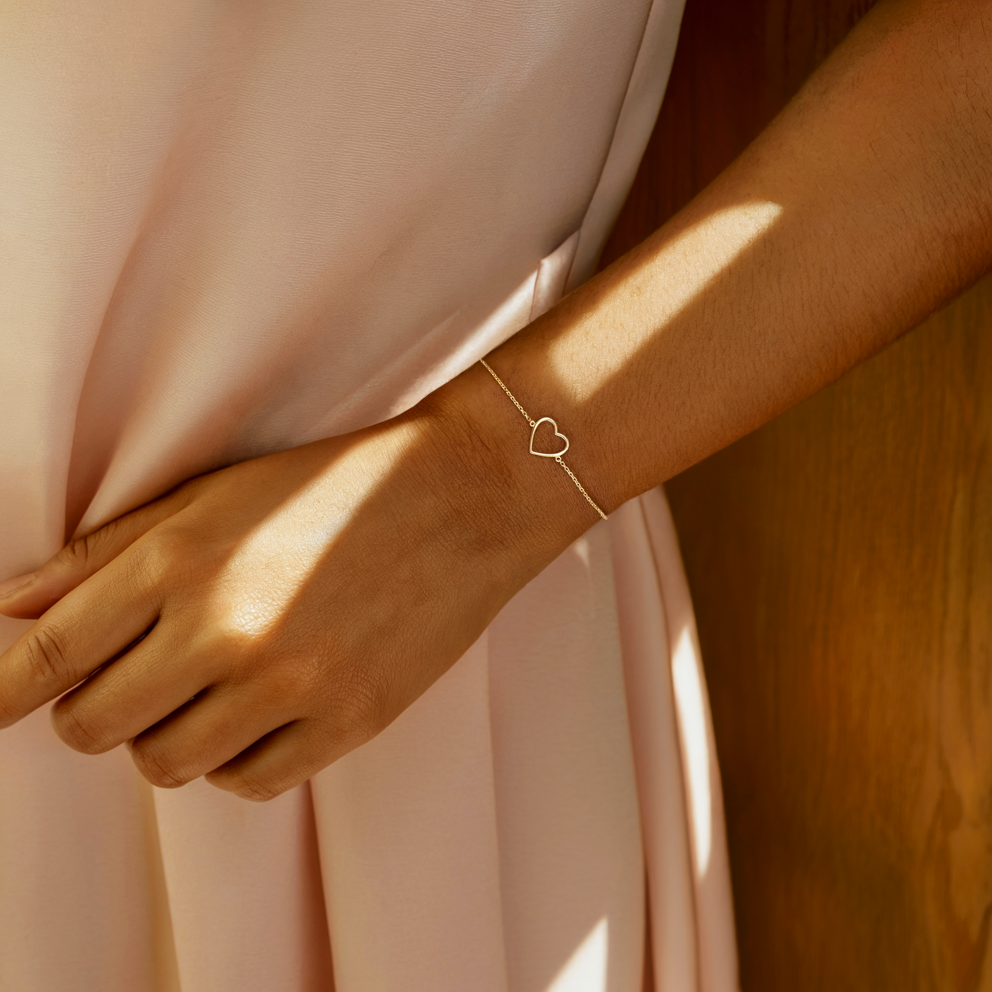 Frame Heart Chain Bracelet 14K Gold