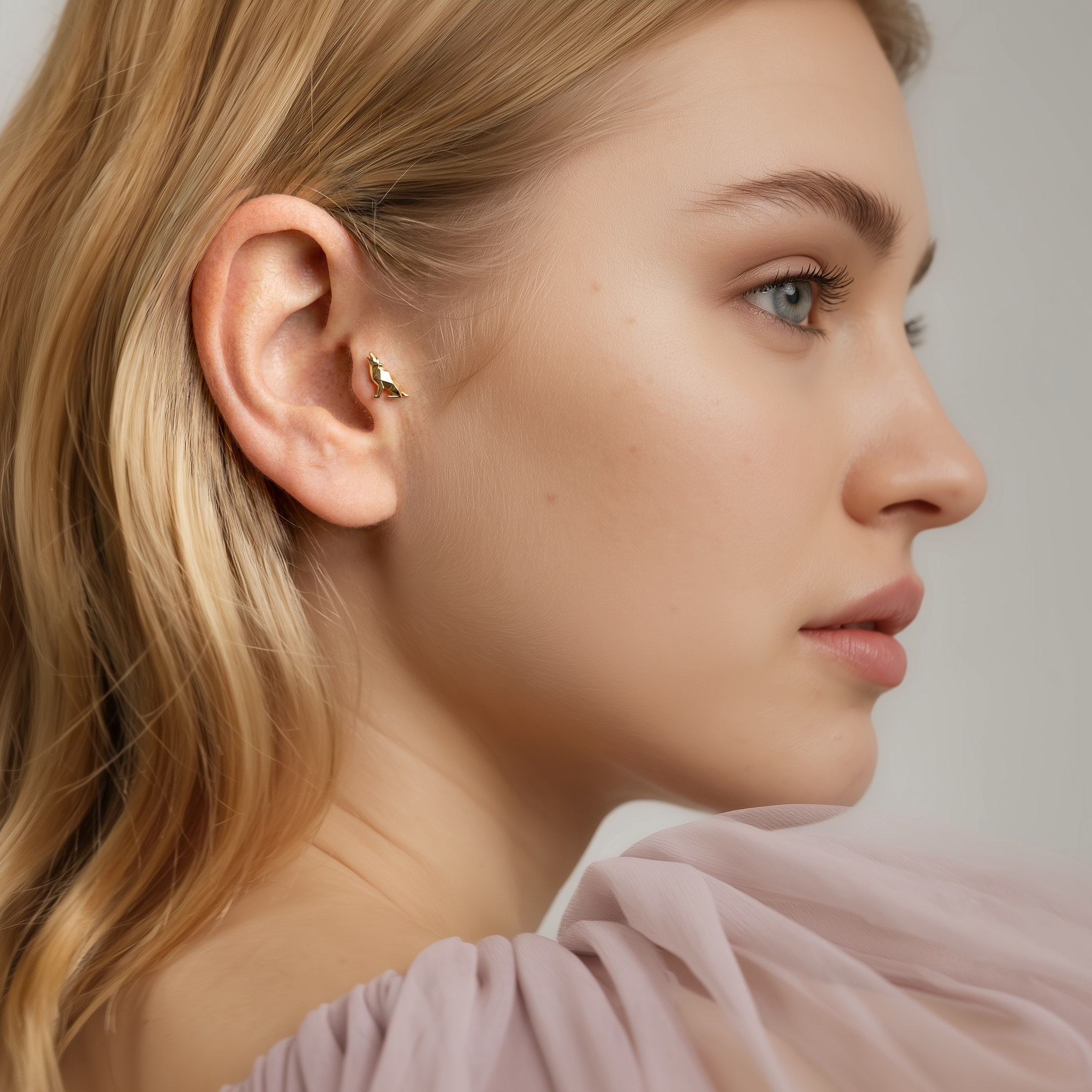 Geometric Howling Wolf Flatback Ear Piercing 14K Gold / Silver