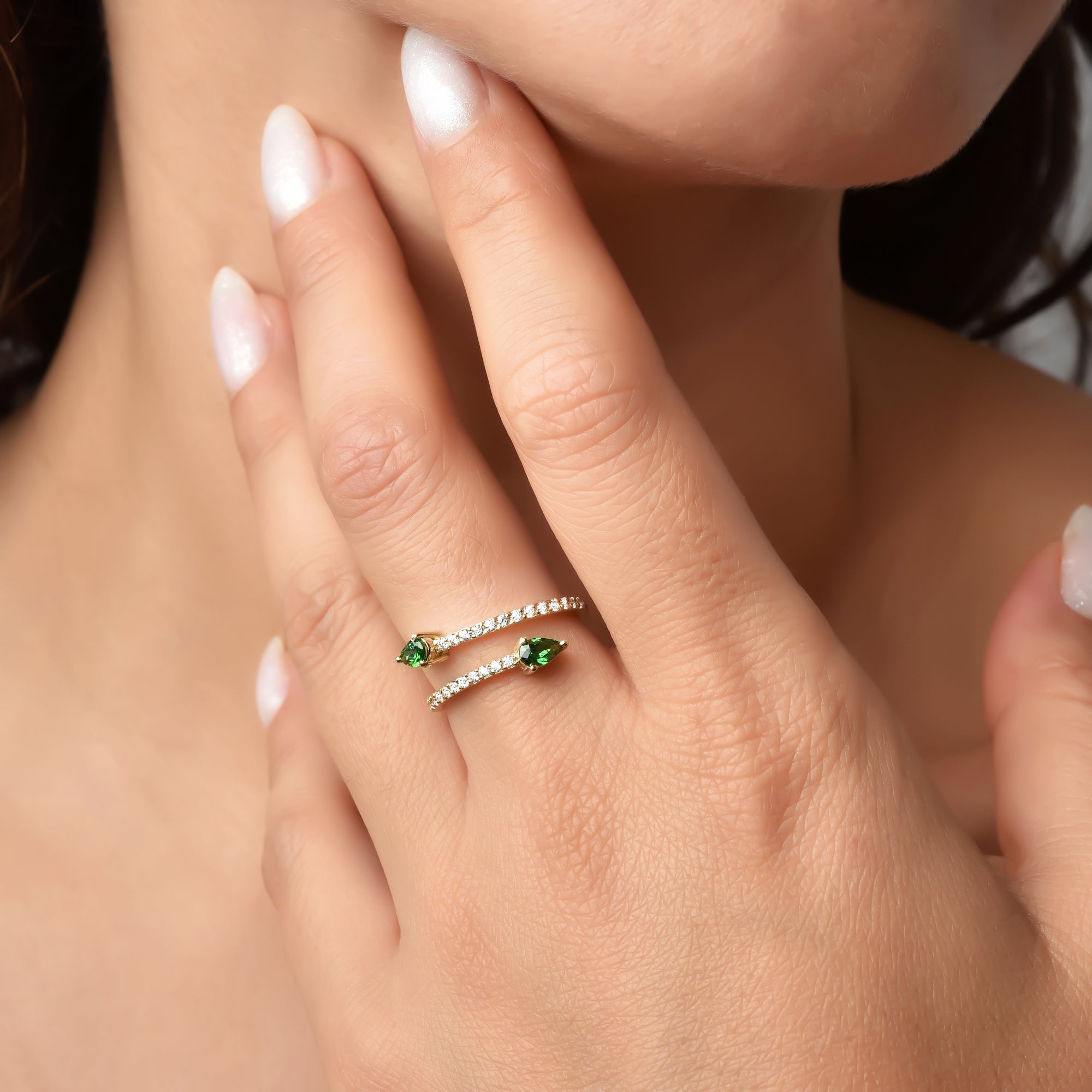 Green Double Headed Diamond Ring 14K Gold