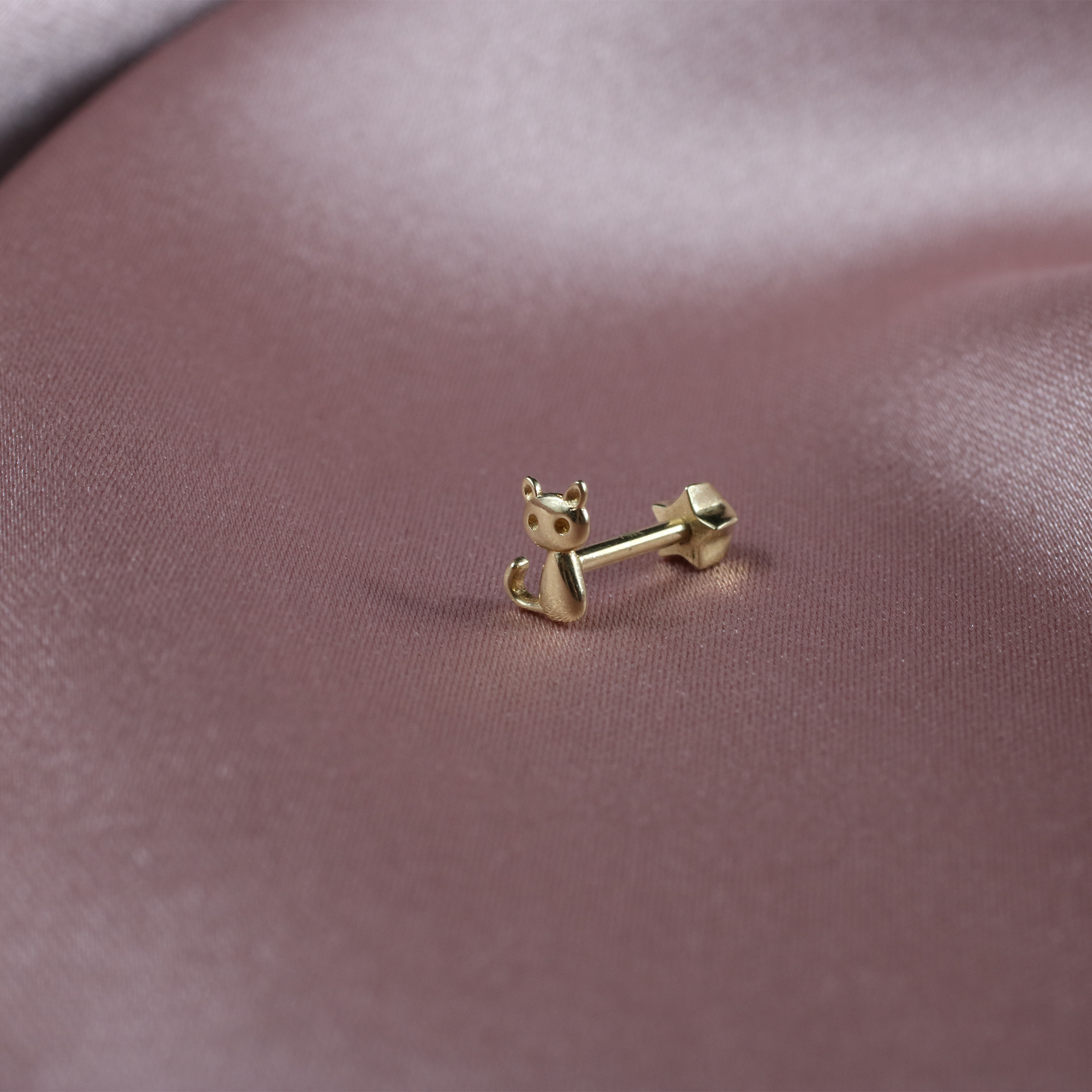 Kitty Flatback Ear Piercing 14K Gold