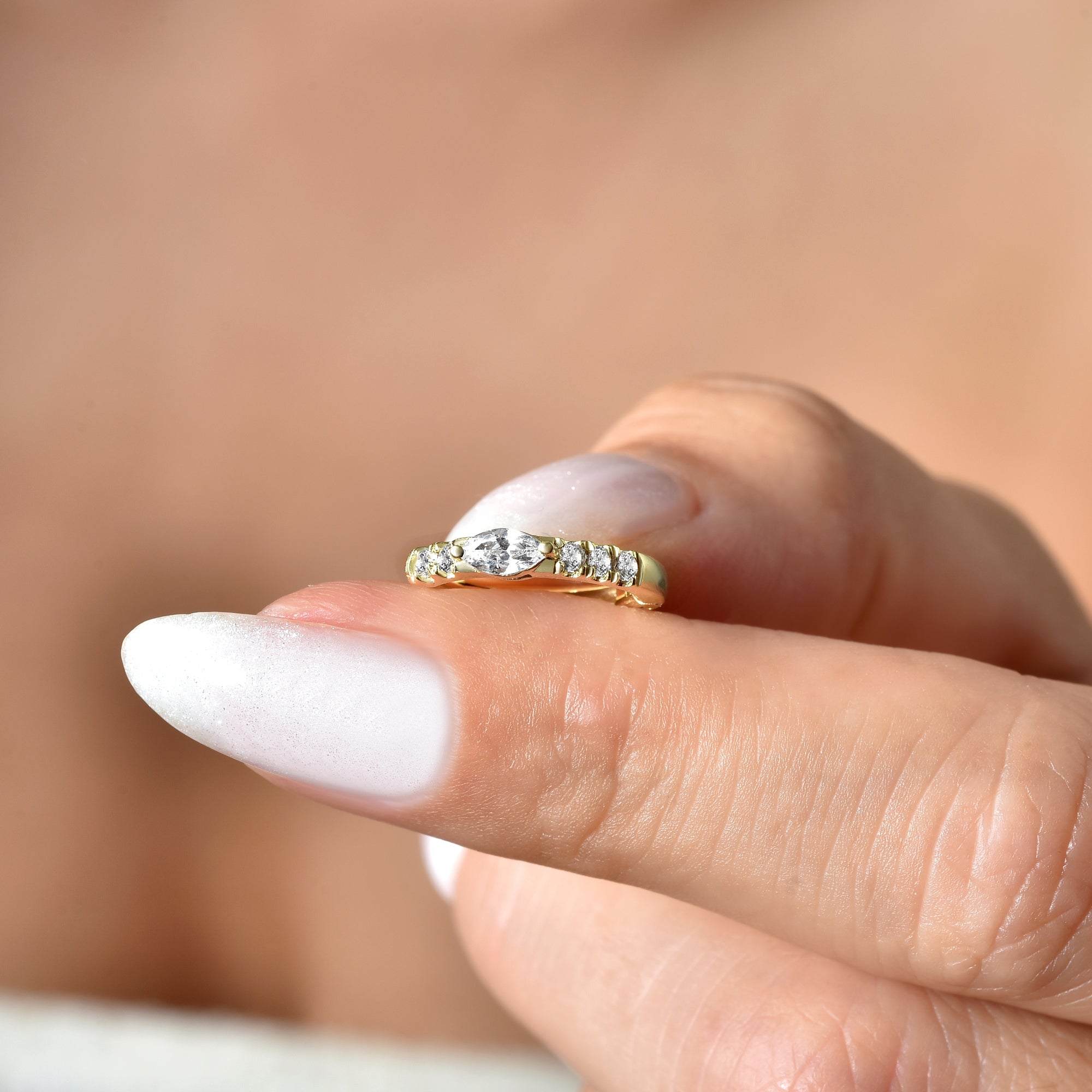 Light Strokes Diamond Hoops Earrings 14K Gold