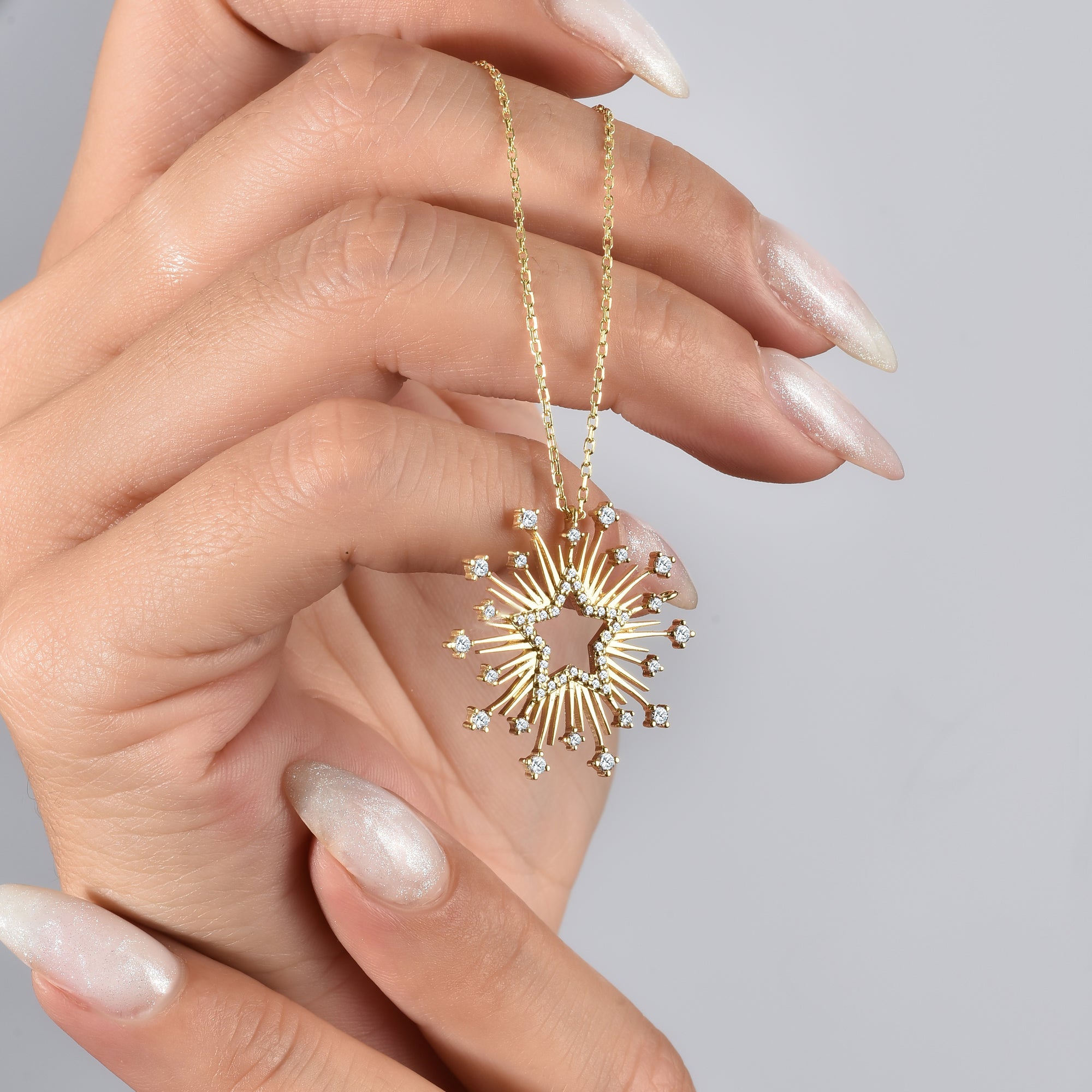 Luminous Star Diamond Necklace 14K Gold