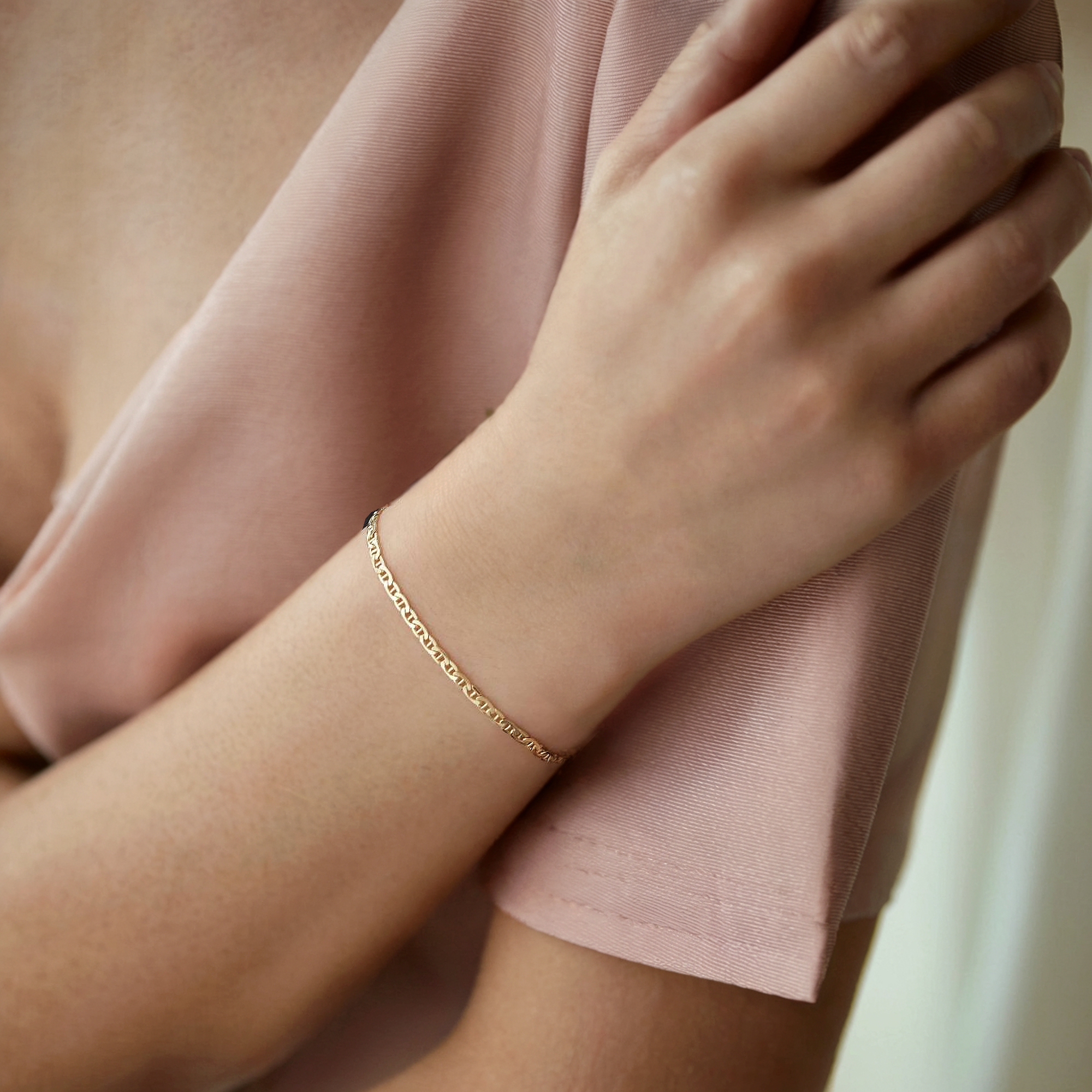 Marine Flat Oval Chain Bracelet 14K Gold