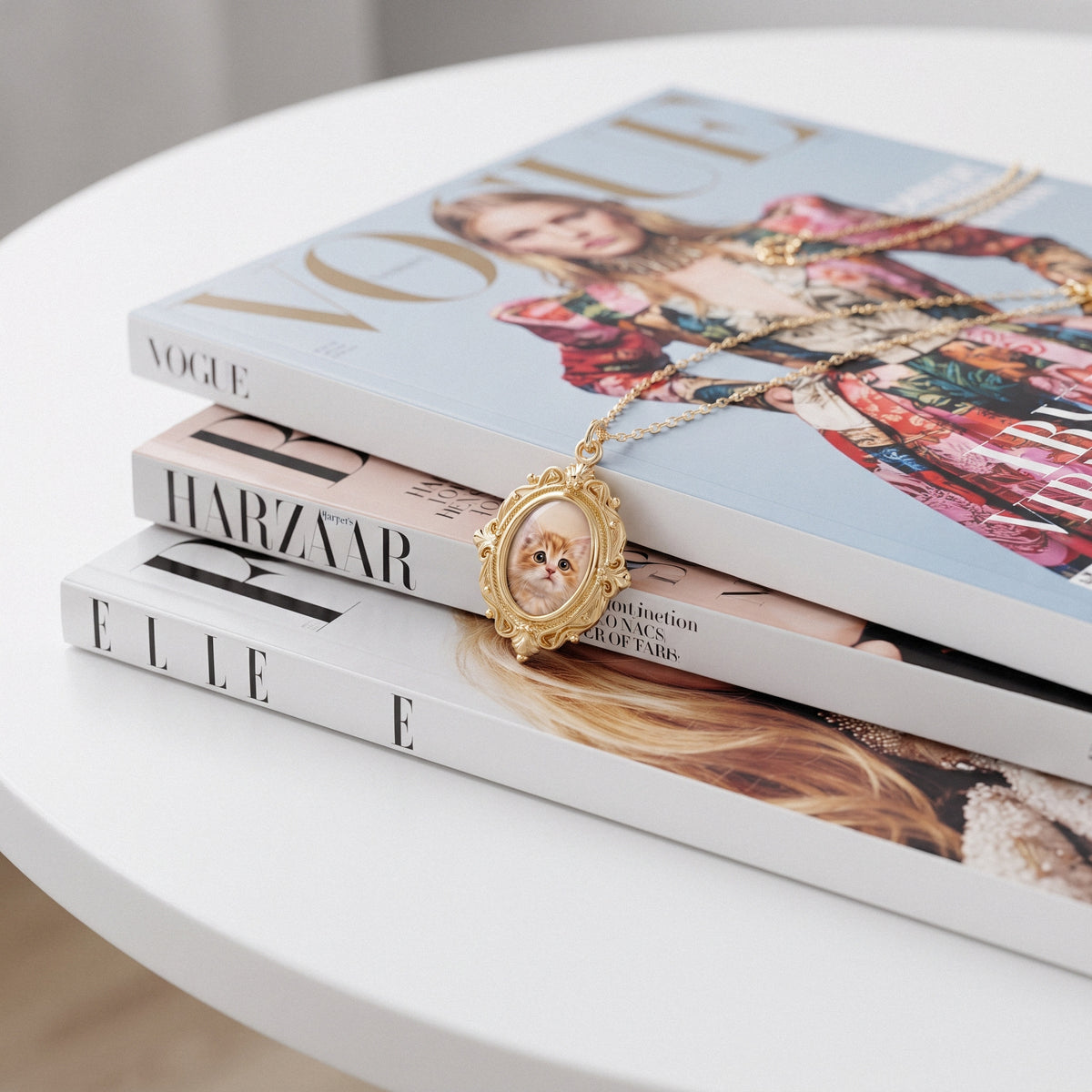 Photo frame pendant necklace styled on Vogue, Harper&