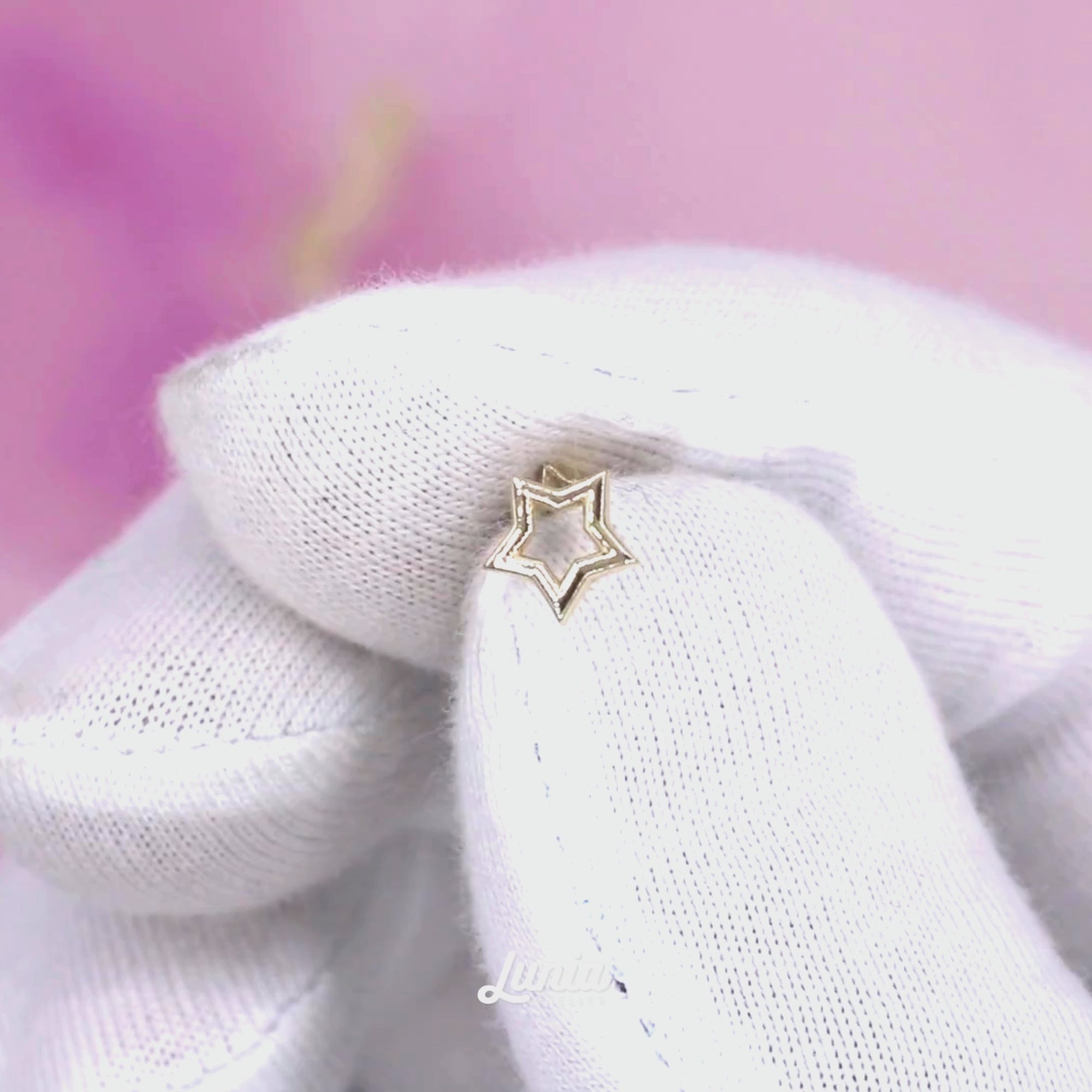 Hollow Star Flatback Ear Piercing 14K Gold