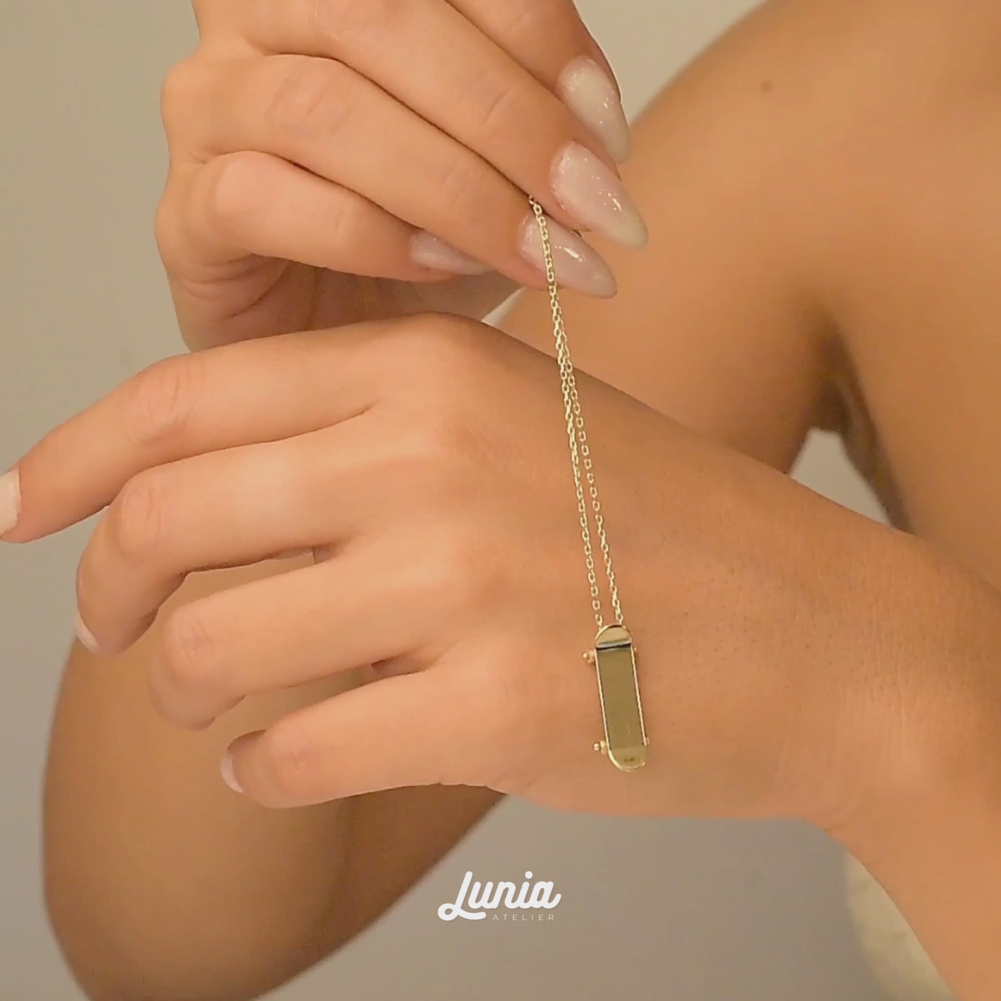 Skateboard Personalized Name Custom Necklace 14K Gold