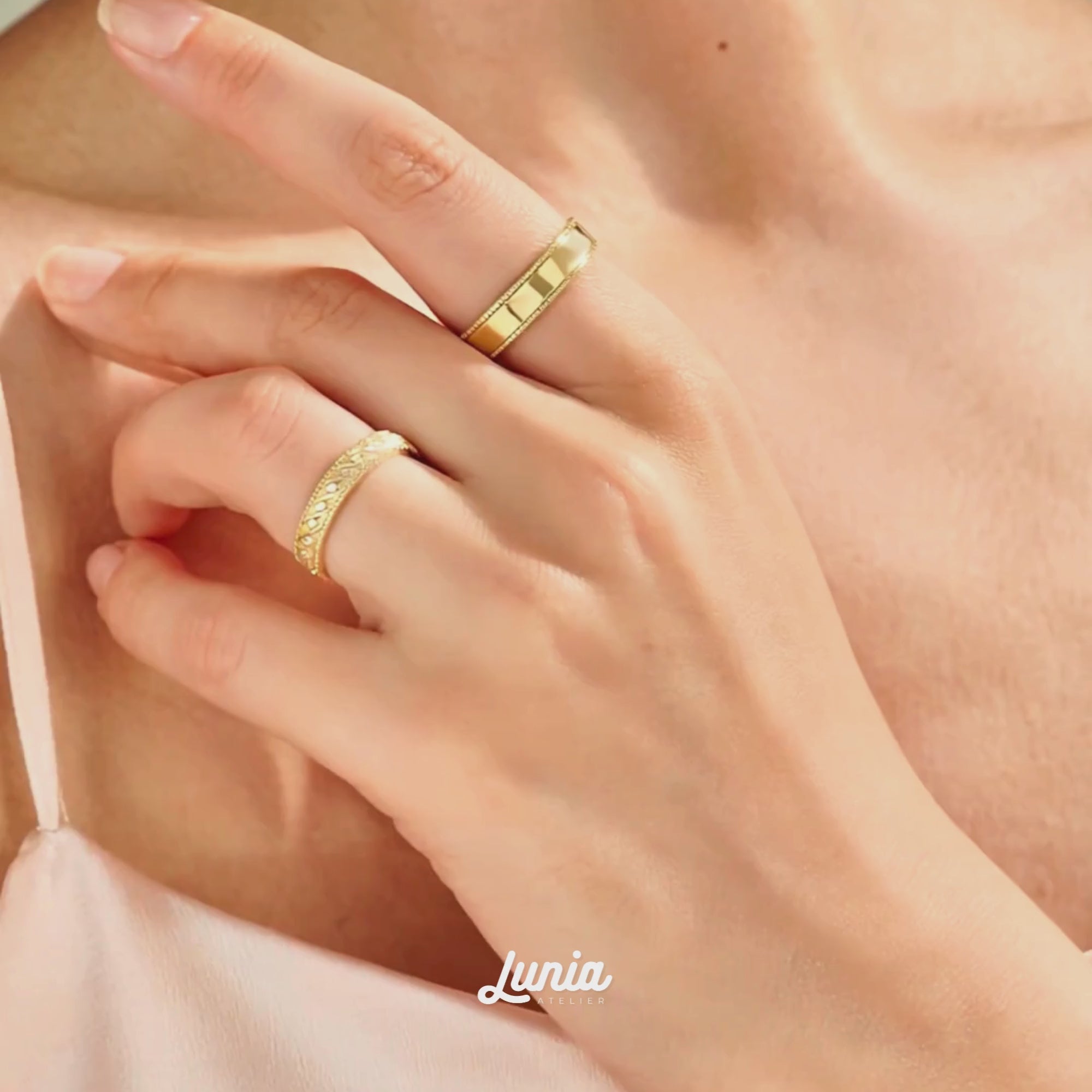 Dot Line Ring 14K Gold