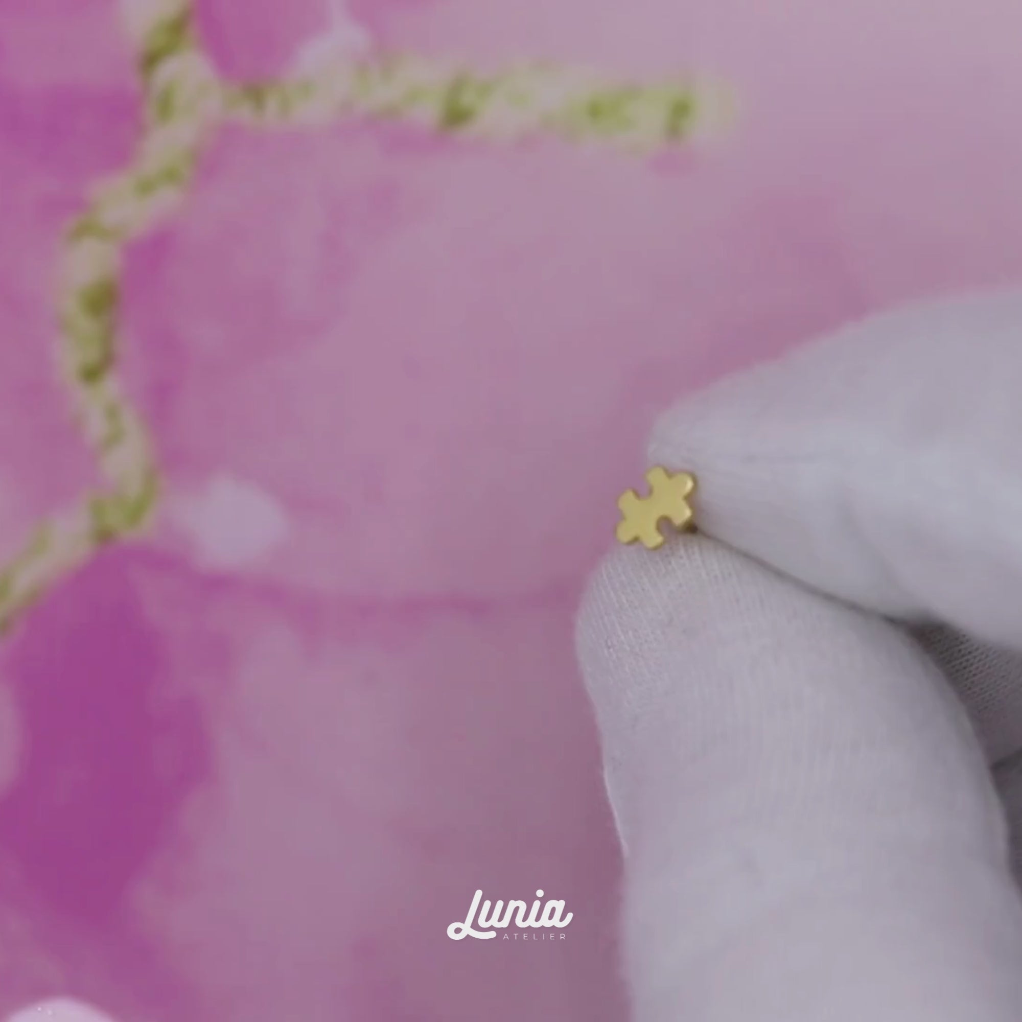 Puzzle Flatback Ear Piercing 14K Gold
