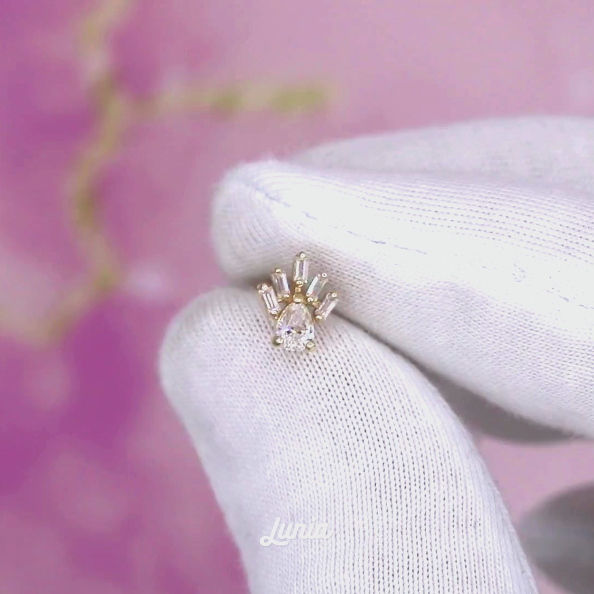 Sunbeam Flatback Ear Piercing 14K Gold with CZ Stone