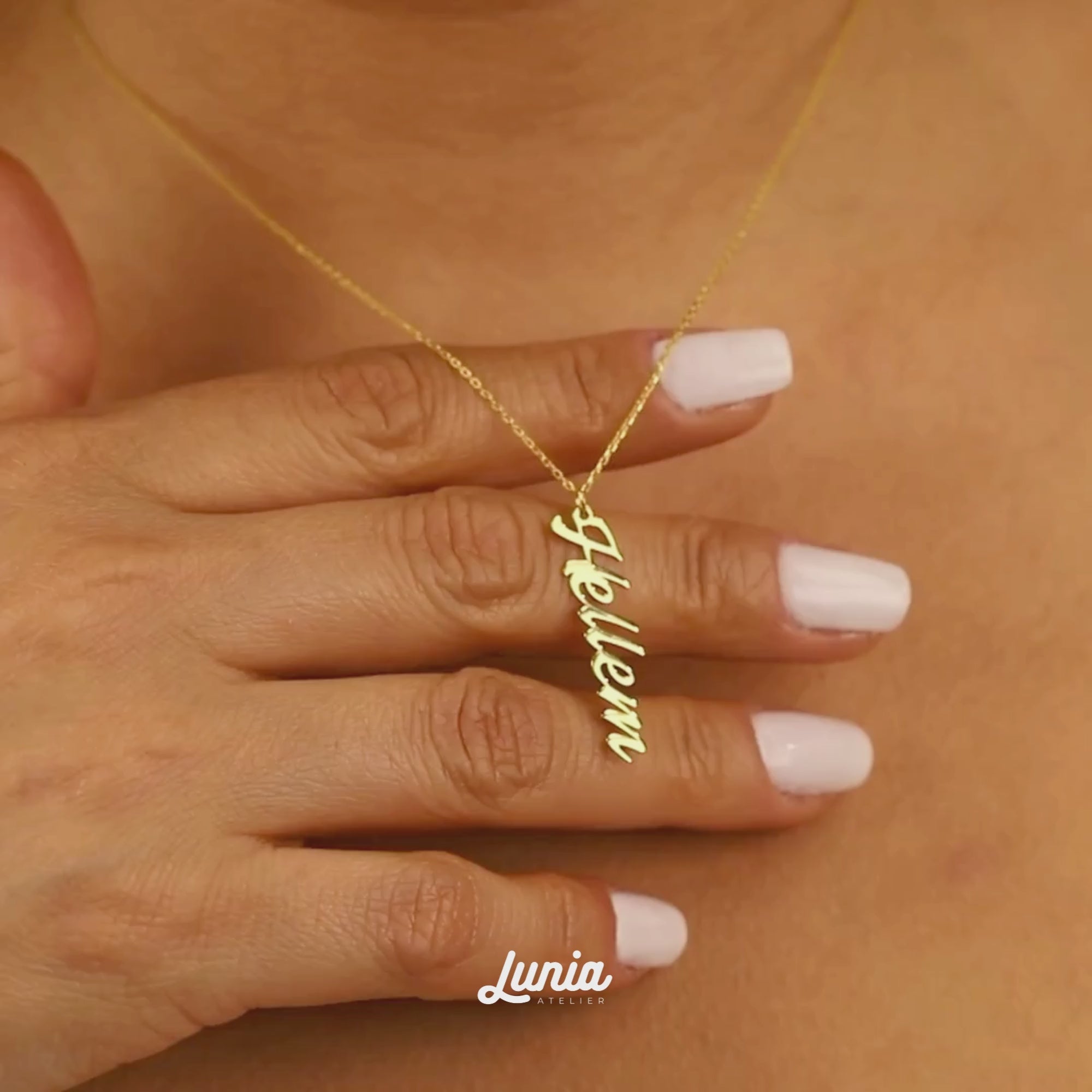 Essence Vertical Personalized Name Custom Necklace 14K Gold