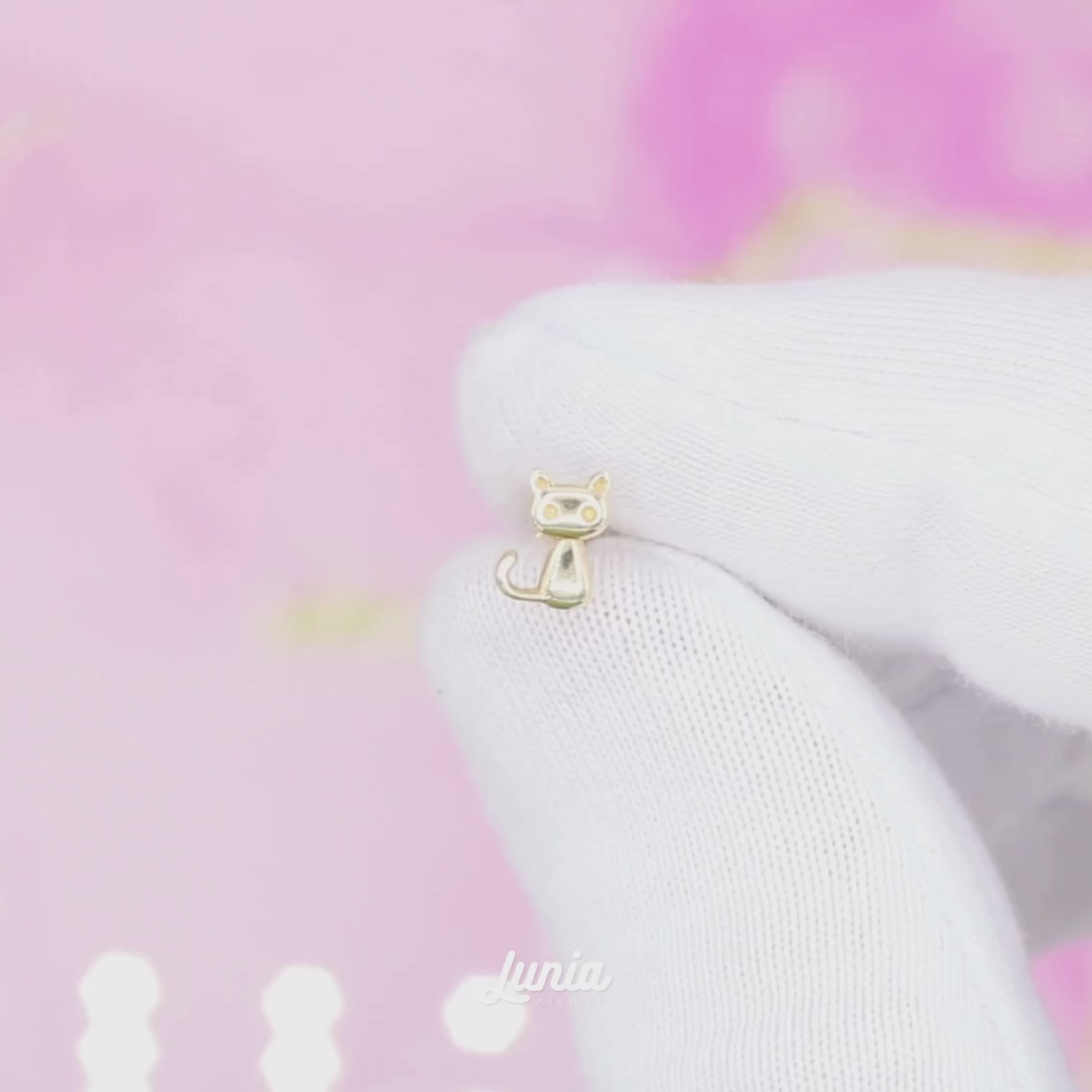 Kitty Flatback Ear Piercing 14K Gold