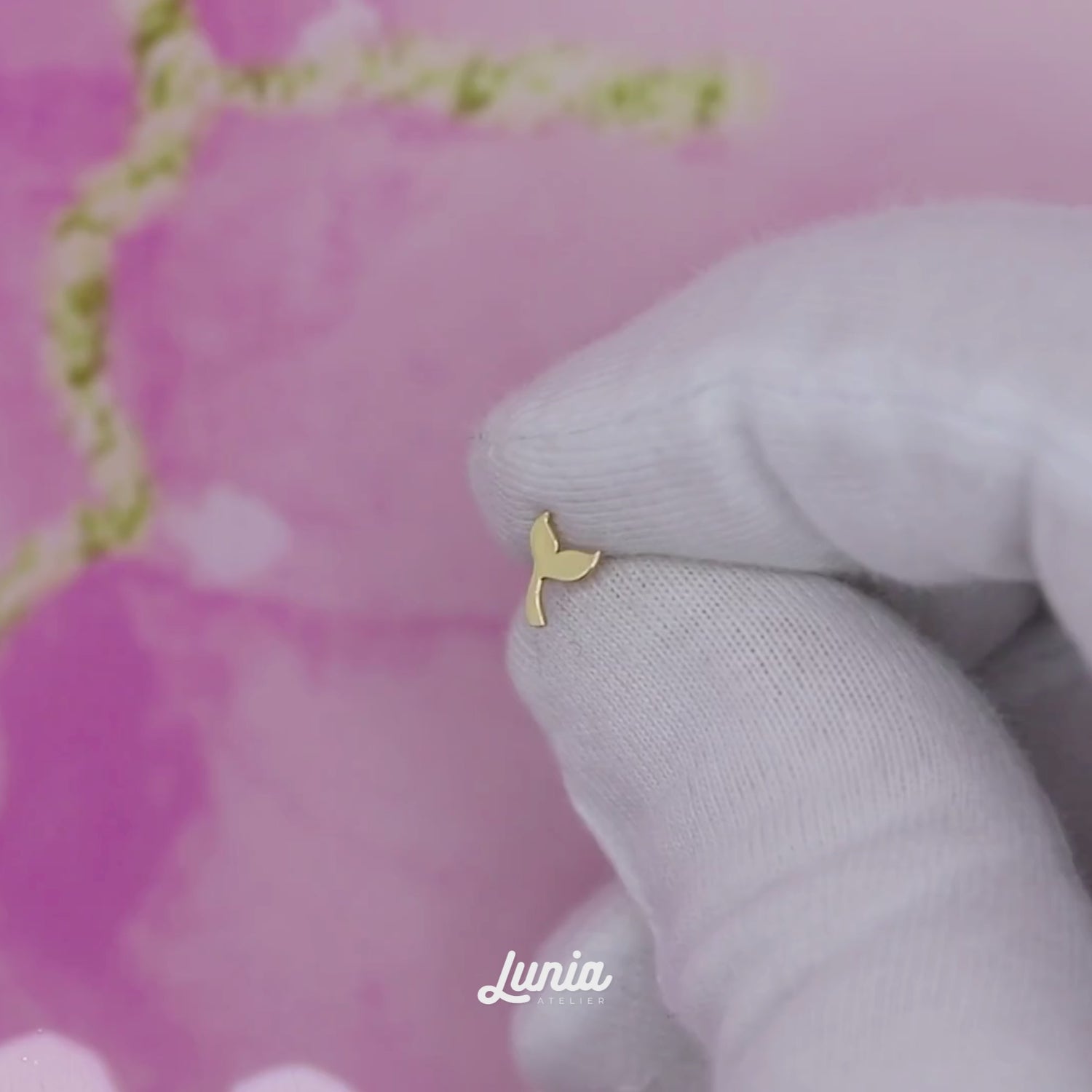 Whale Tail Flatback Ear Piercing 14K Gold