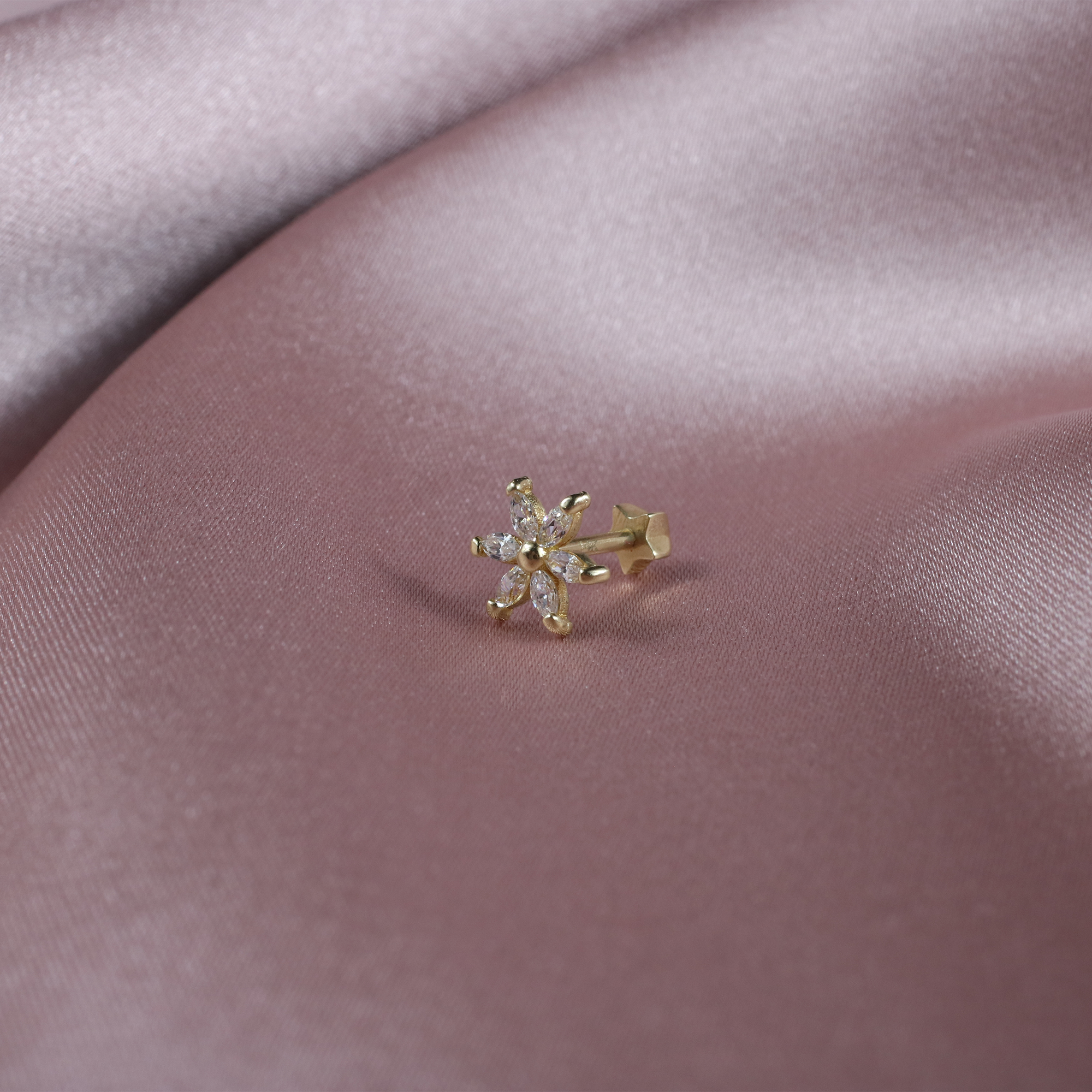 Star Flower Straight Ear Piercing 14K Gold CZ Stone
