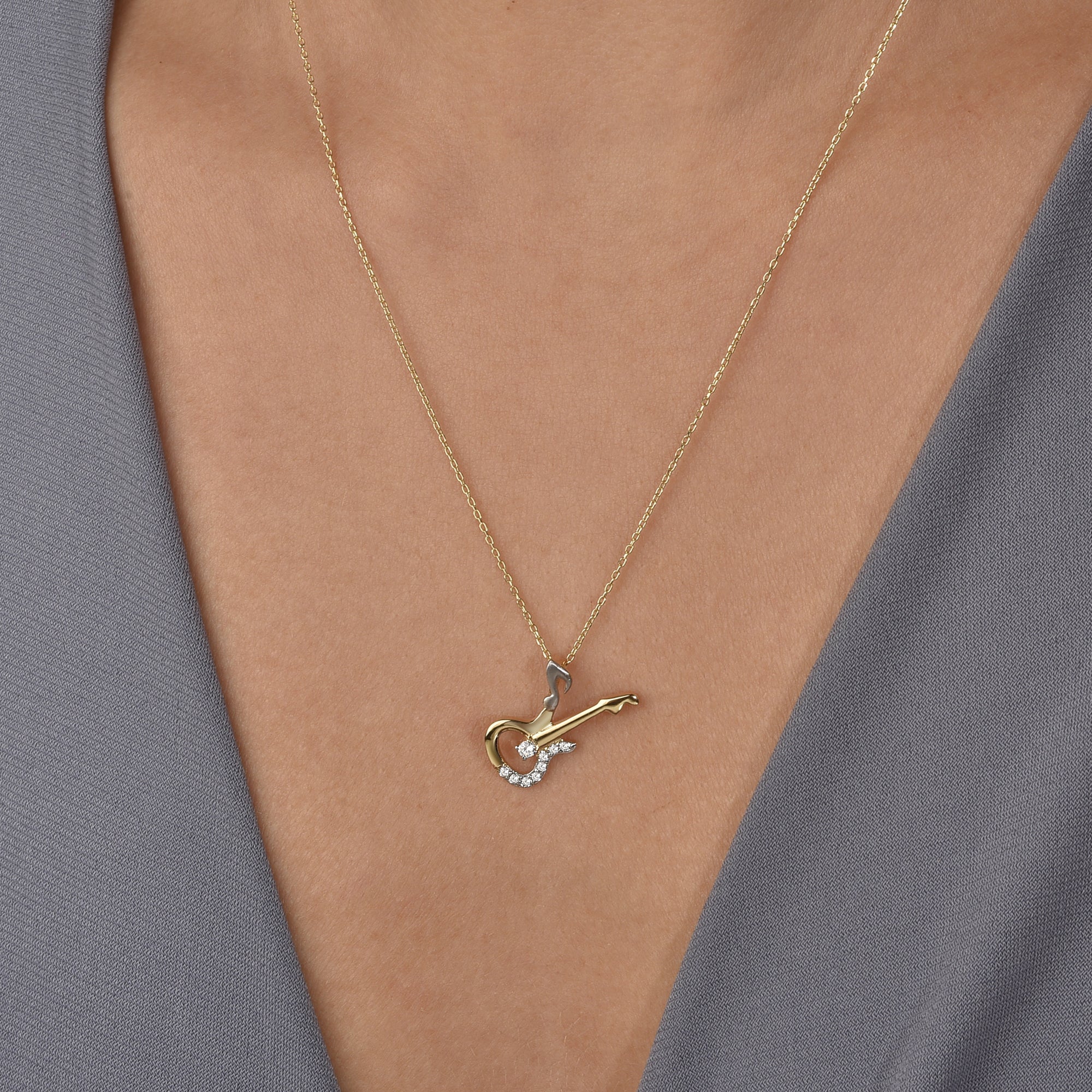 Stone Electric Guitar Diamond Necklace 14K Gold / Silver