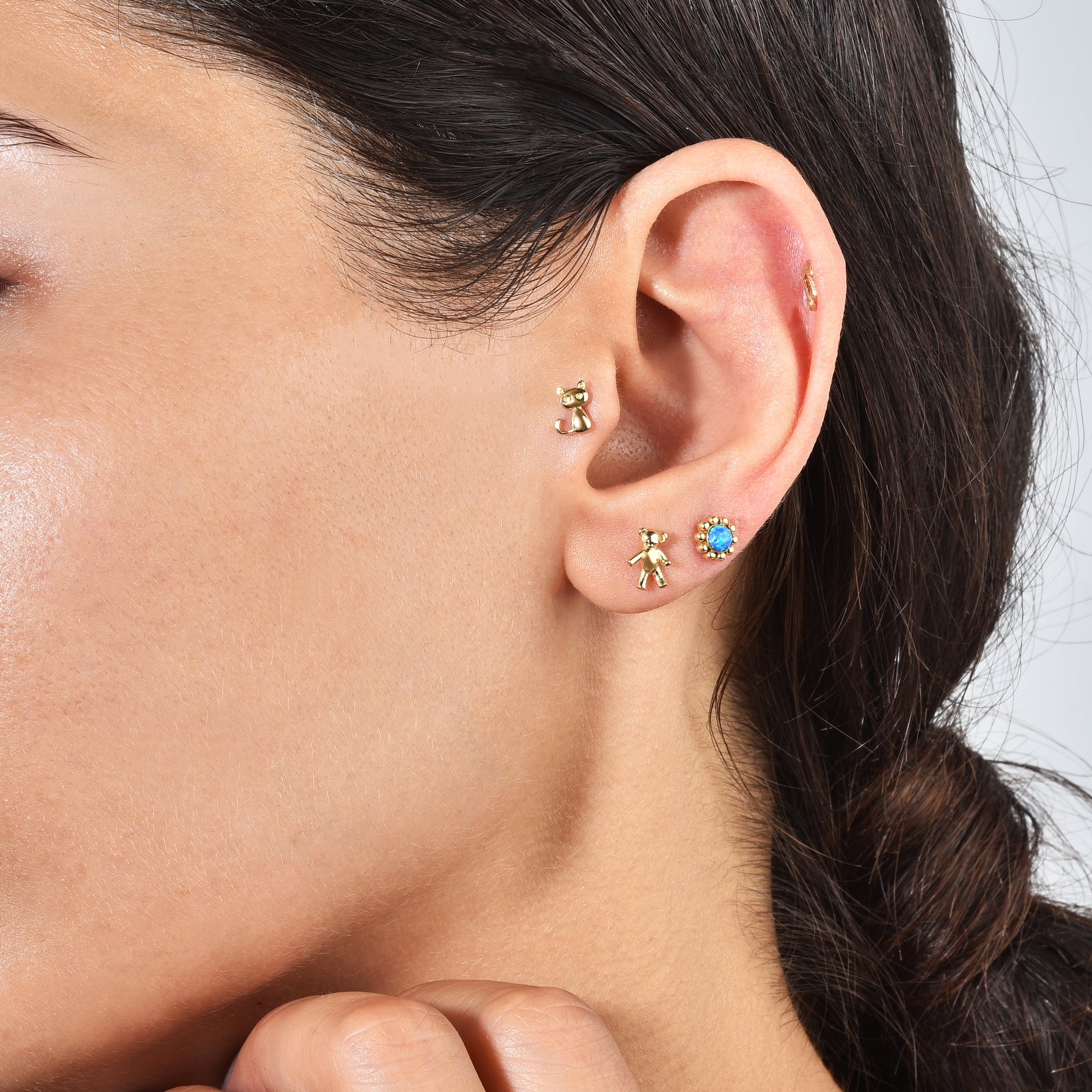 Tiny Bear Flatback Ear Piercing 14K Gold