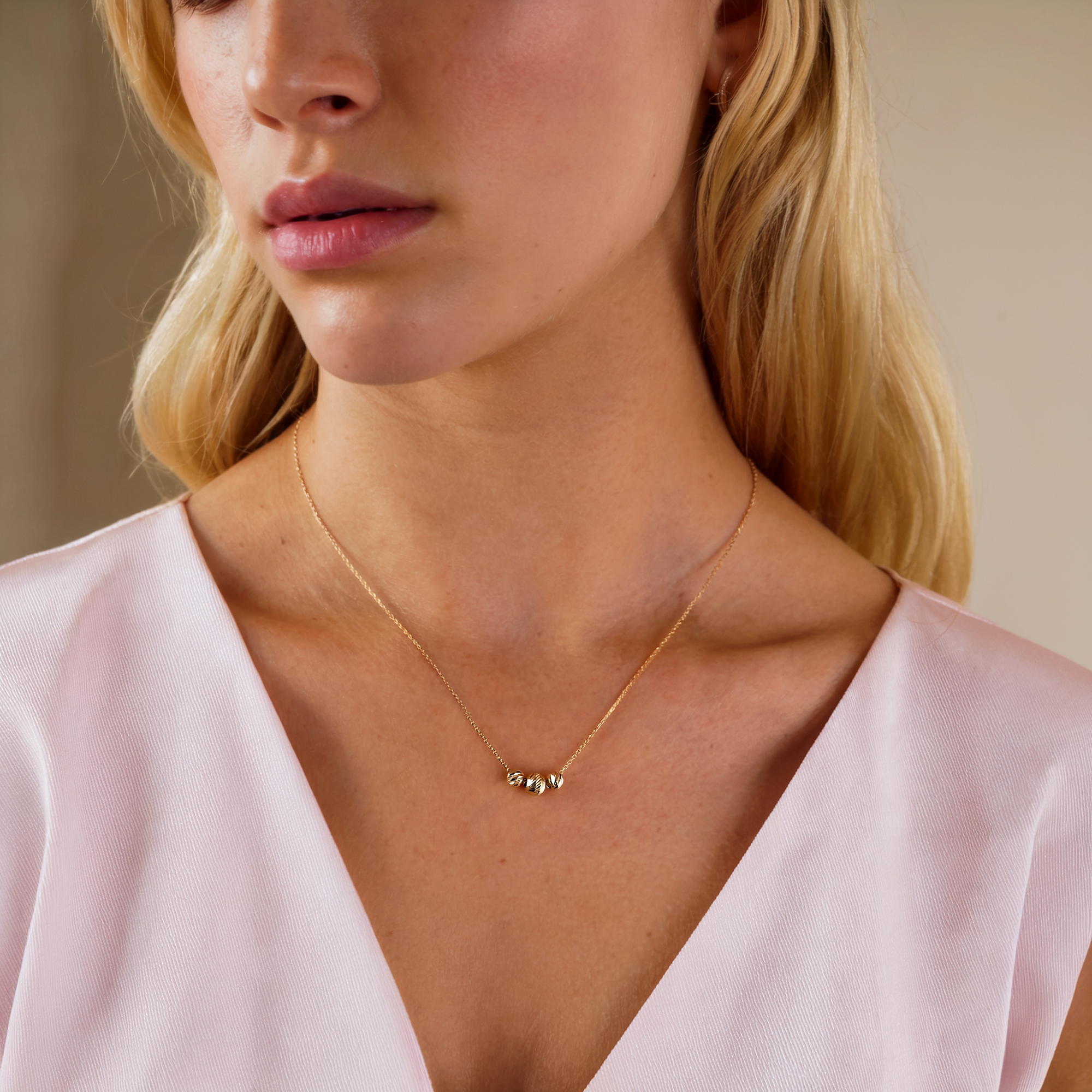 Three Ball Dorika Necklace 14K Gold