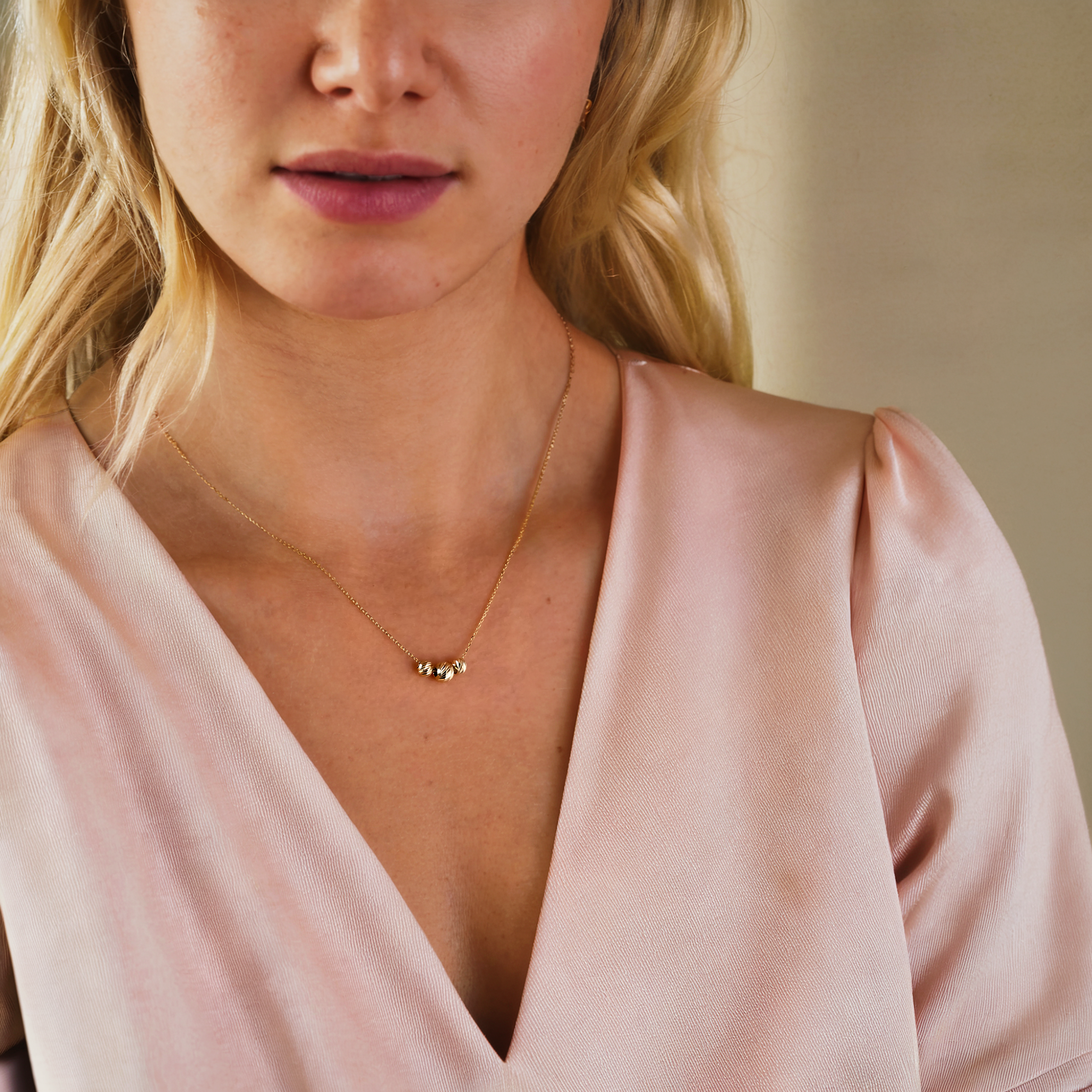 Three Ball Dorika Necklace 14K Gold