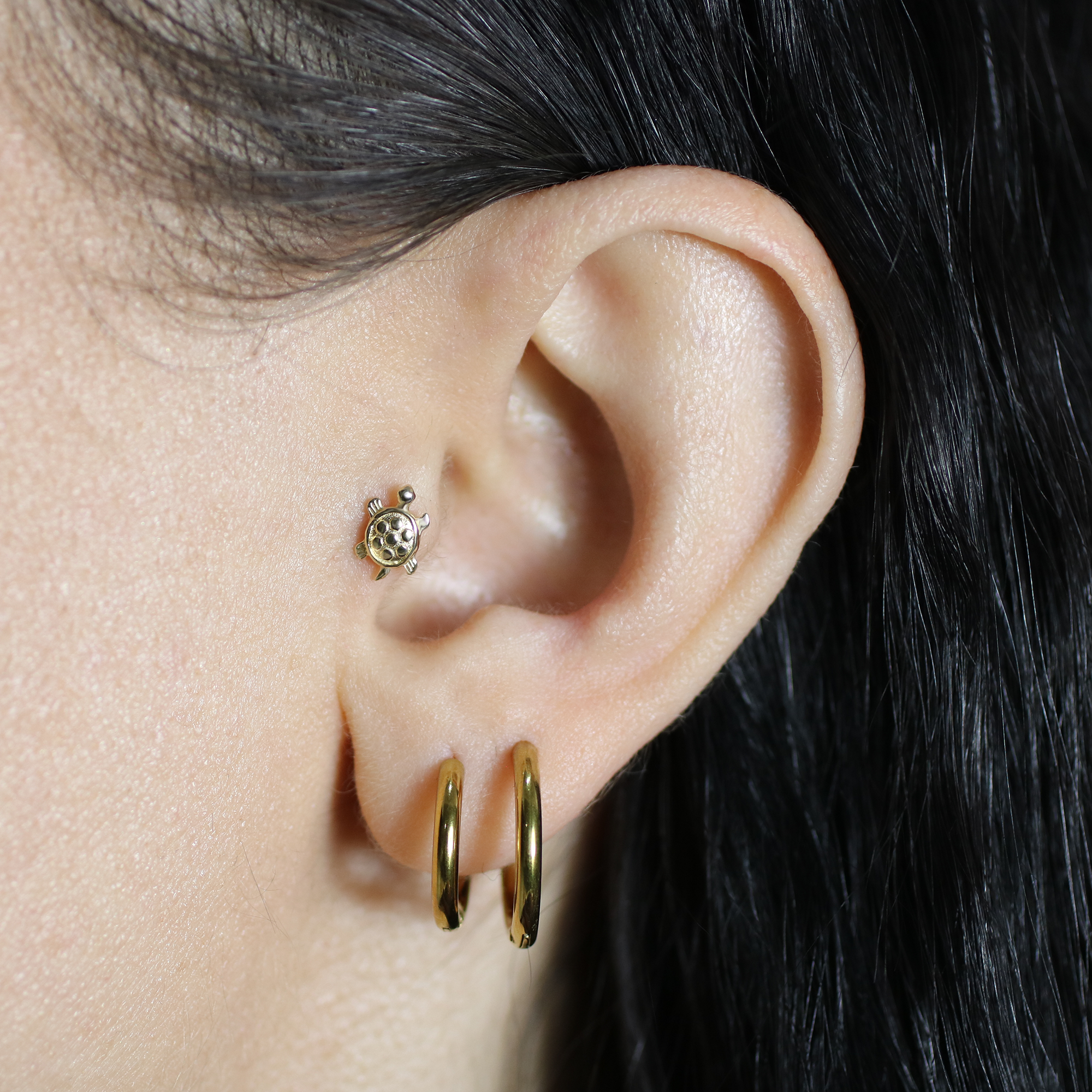 Tortoise Flatback Ear Piercing 14K Gold