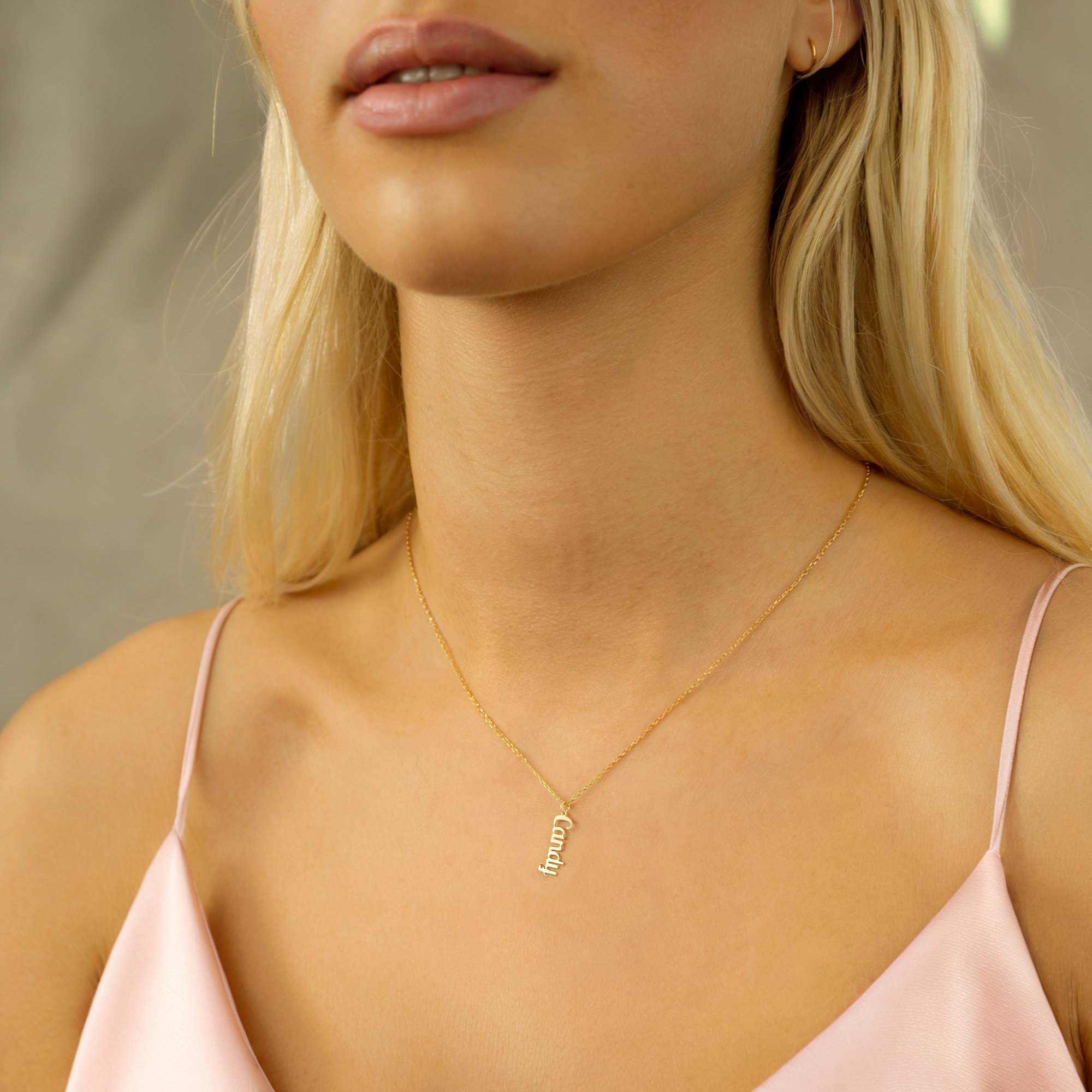 Vertical Personalized Name Custom Necklace 14K Gold