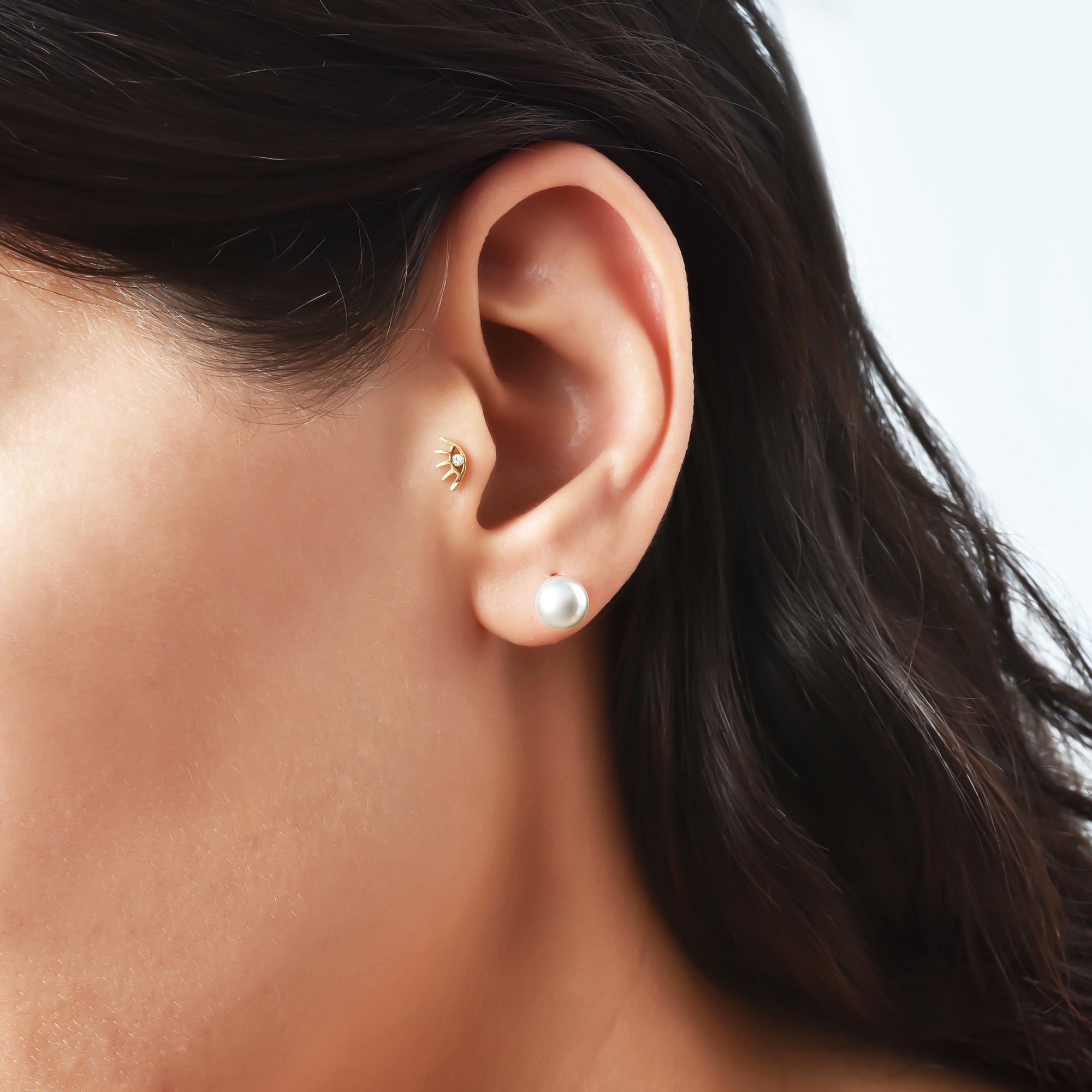 White Ball Earrings 14K Gold / Silver