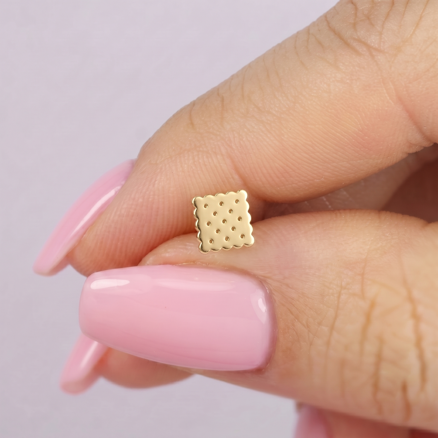 Biscuit Flatback Ear Piercing 14K Gold / Silver