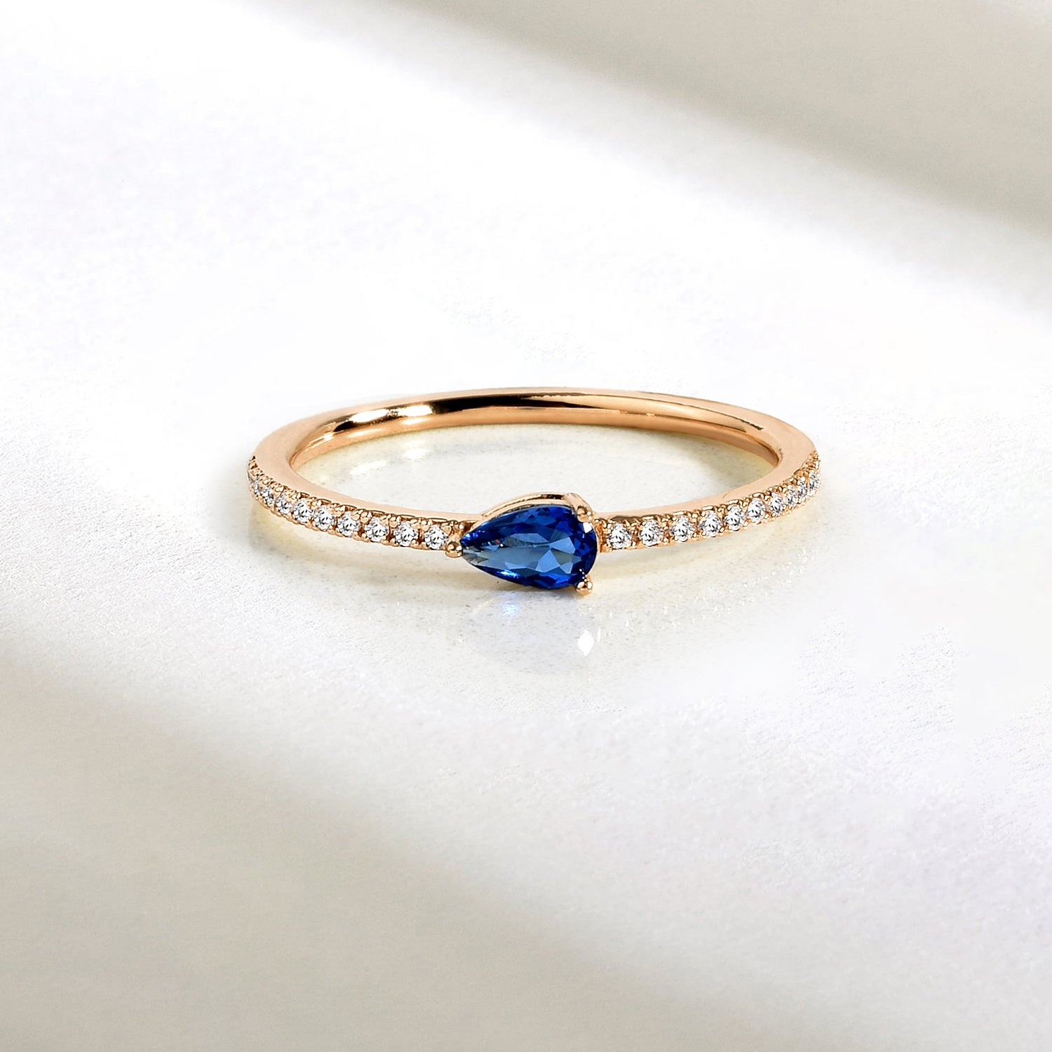 Blue Drop Single Row Diamond Ring 14K Gold
