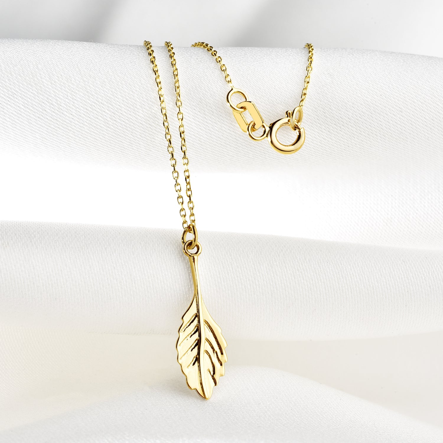 Botanical Leaf Necklace 14K Gold / Silver