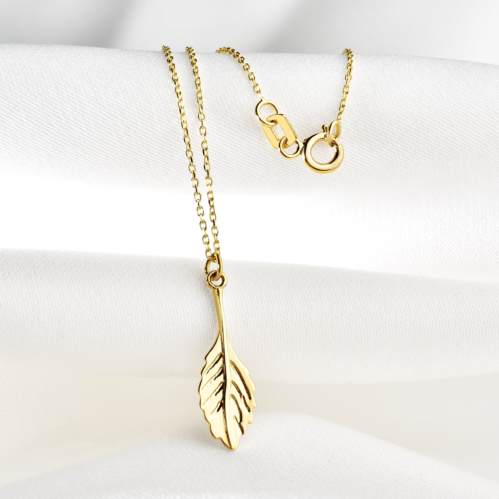 Botanical Leaf Necklace 14K Gold / Silver
