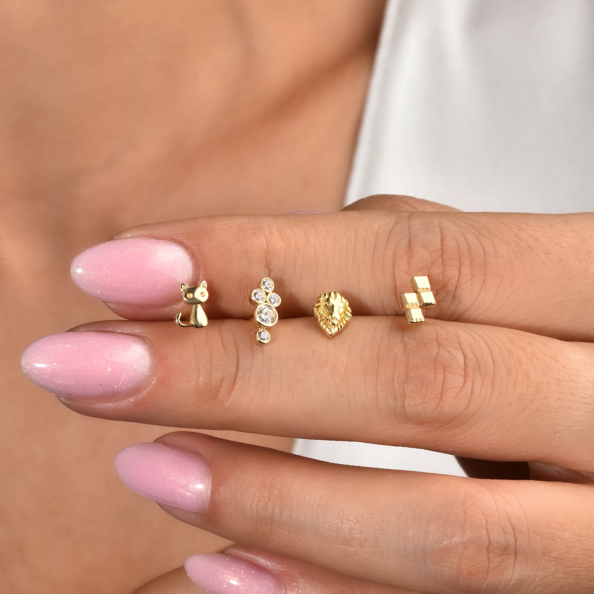 Cleveland Z Block Flatback Ear Piercing 14K Gold