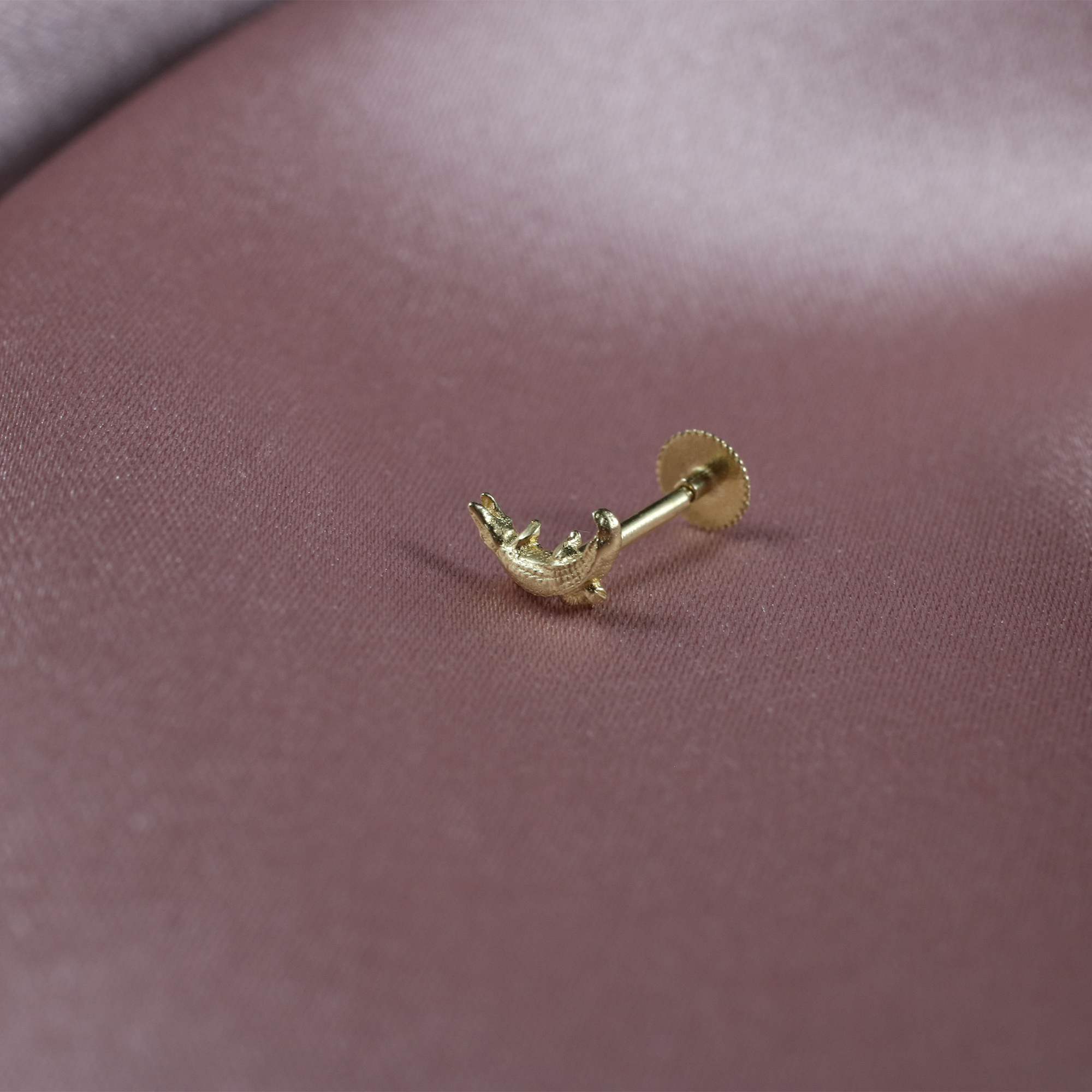 Crocodile Flatback Ear Piercing 14K Gold