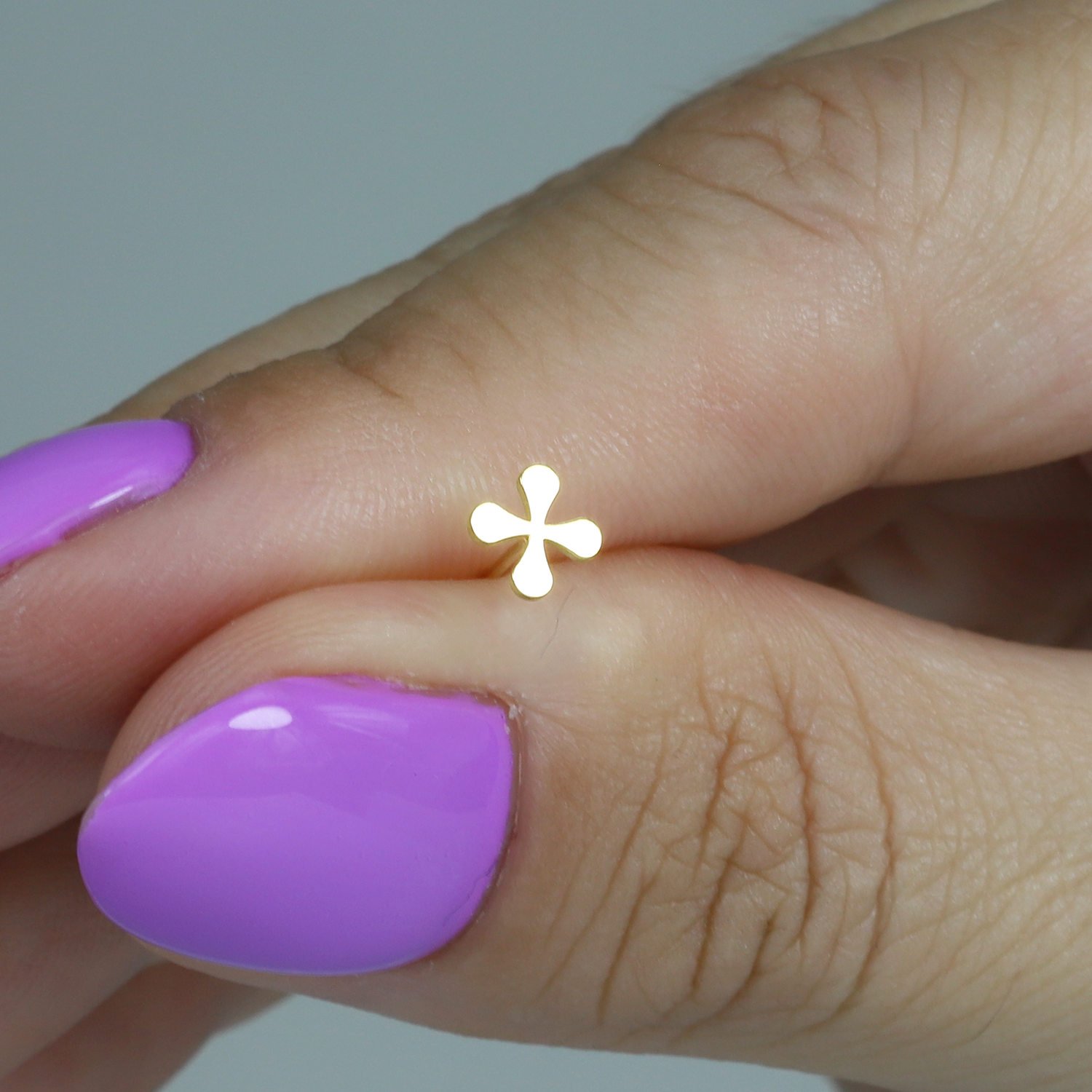 Cross Flatback Ear Piercing 14K Gold