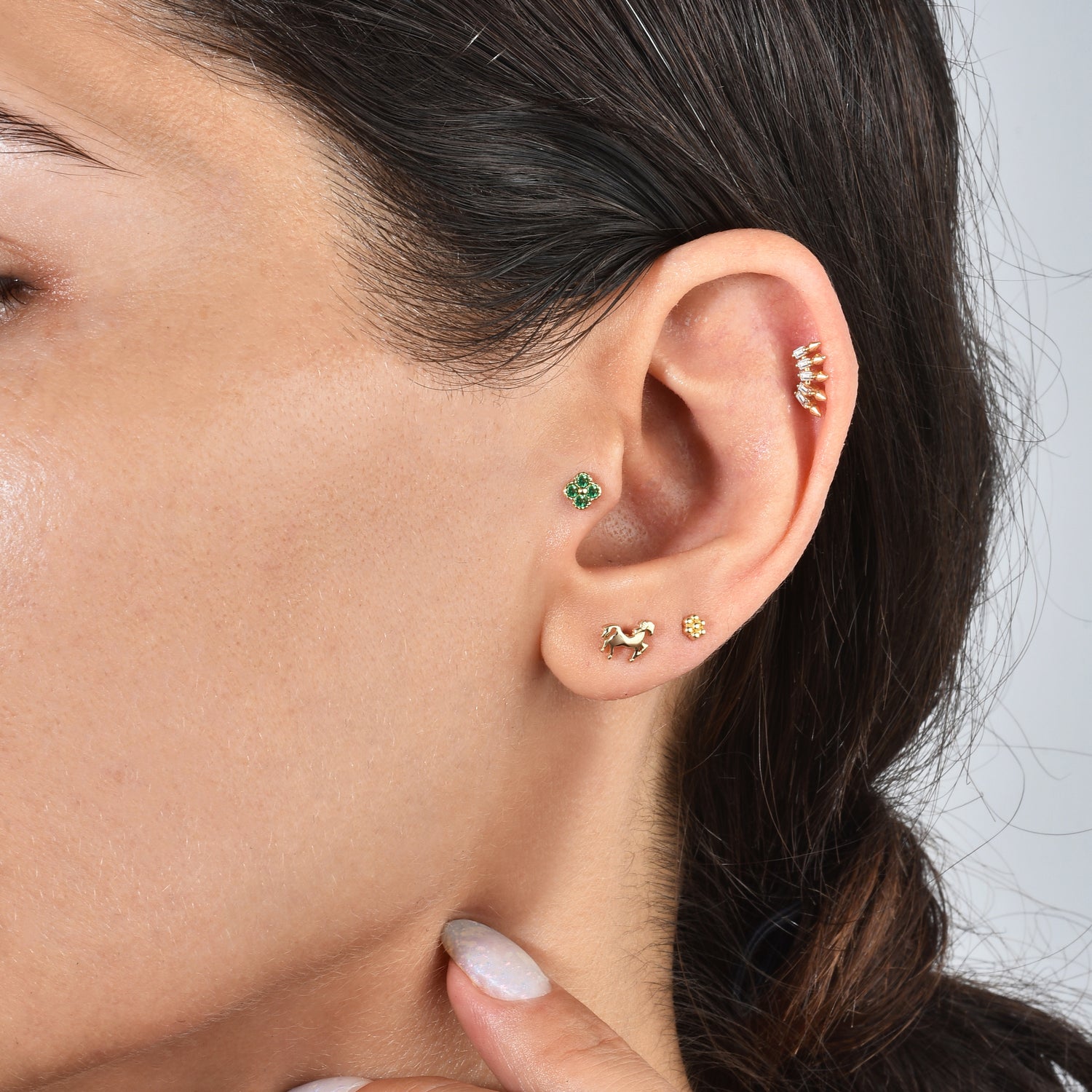 Royal Arrow Flatback Ear Piercing 14K Gold with CZ Stone
