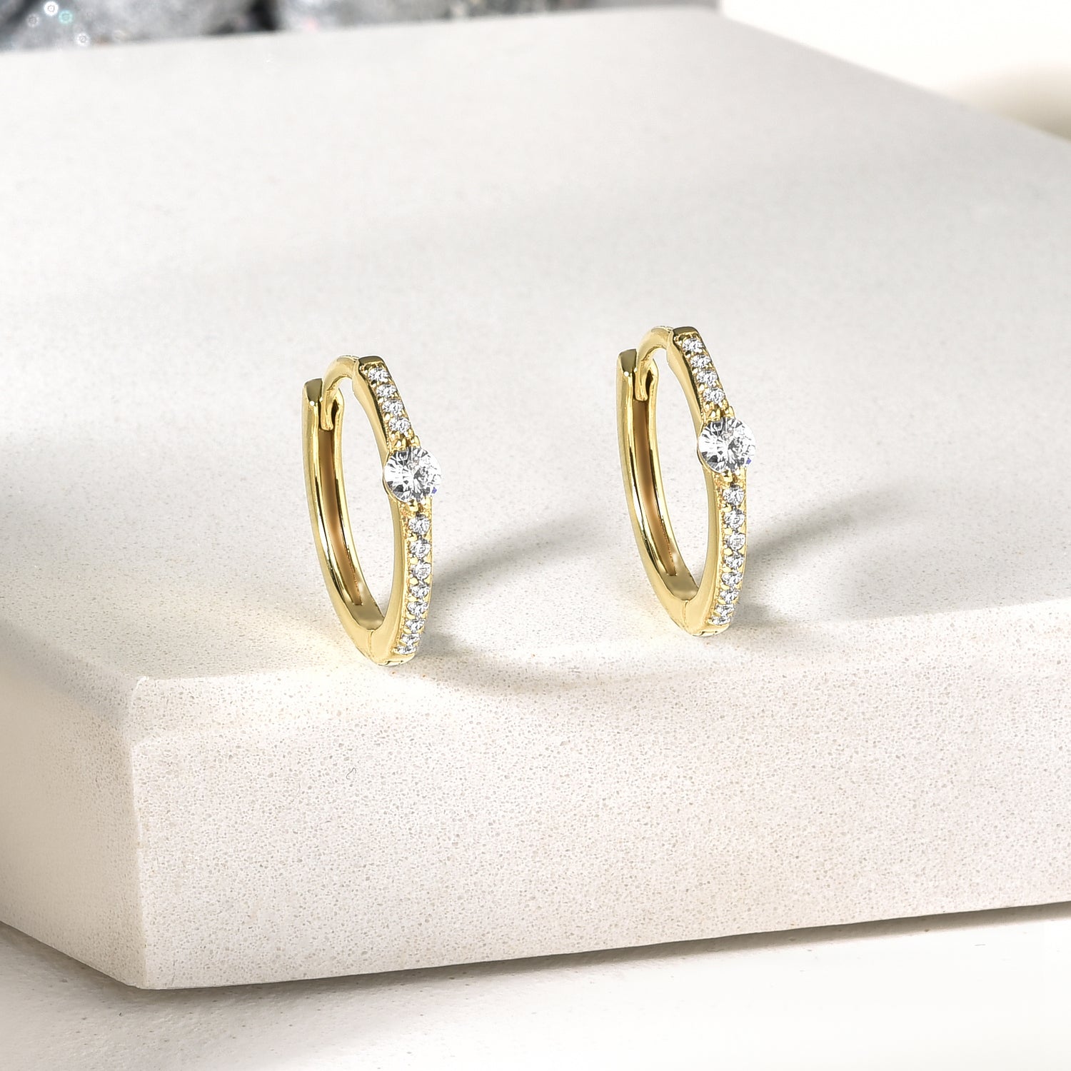 Elegant Diamond Hoops Earrings 14K Gold