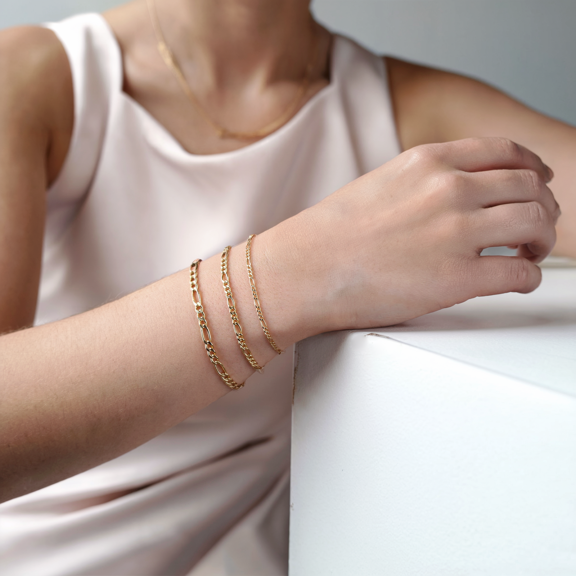 Figaro Chain Bracelet 14K Gold