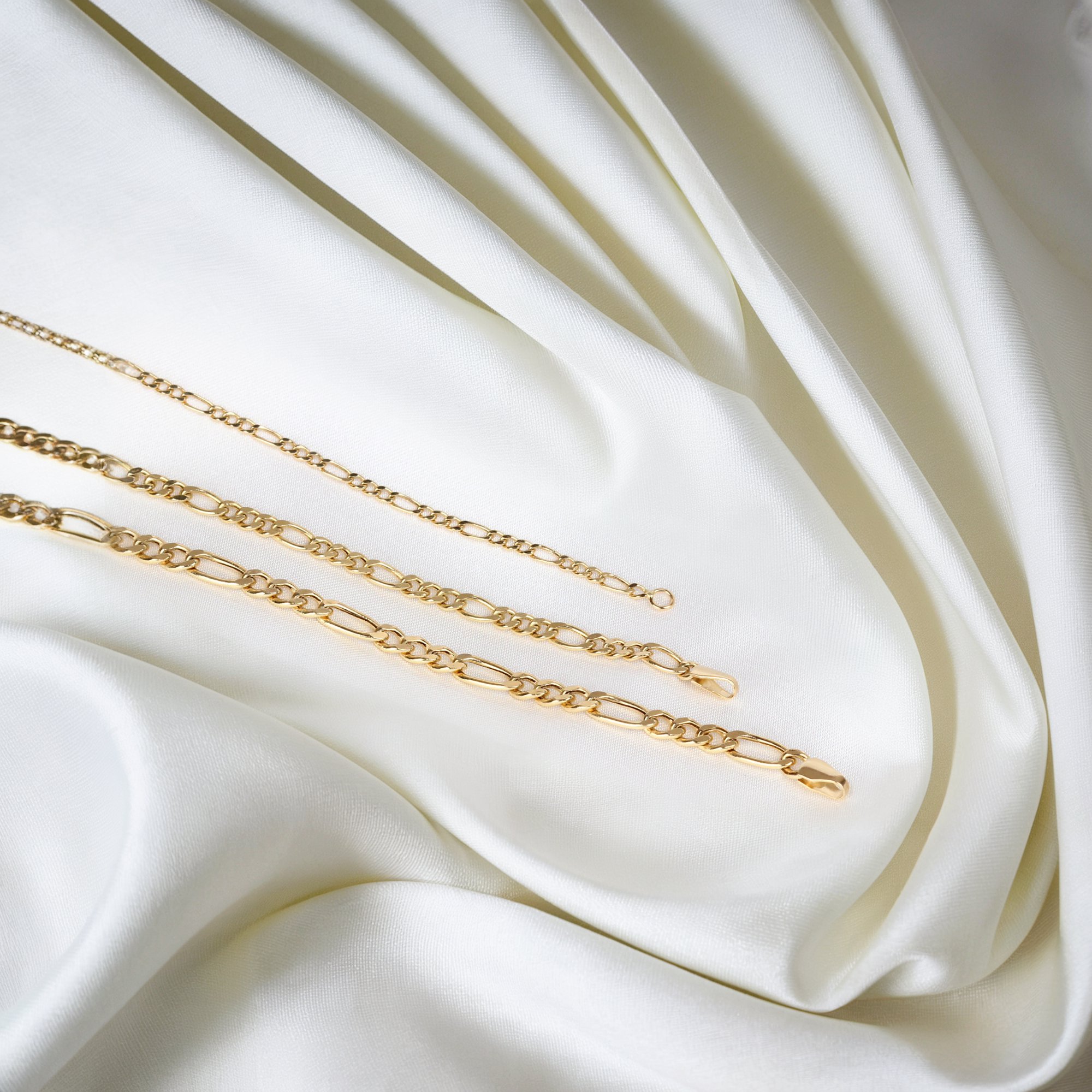 Figaro Chain Bracelet 14K Gold