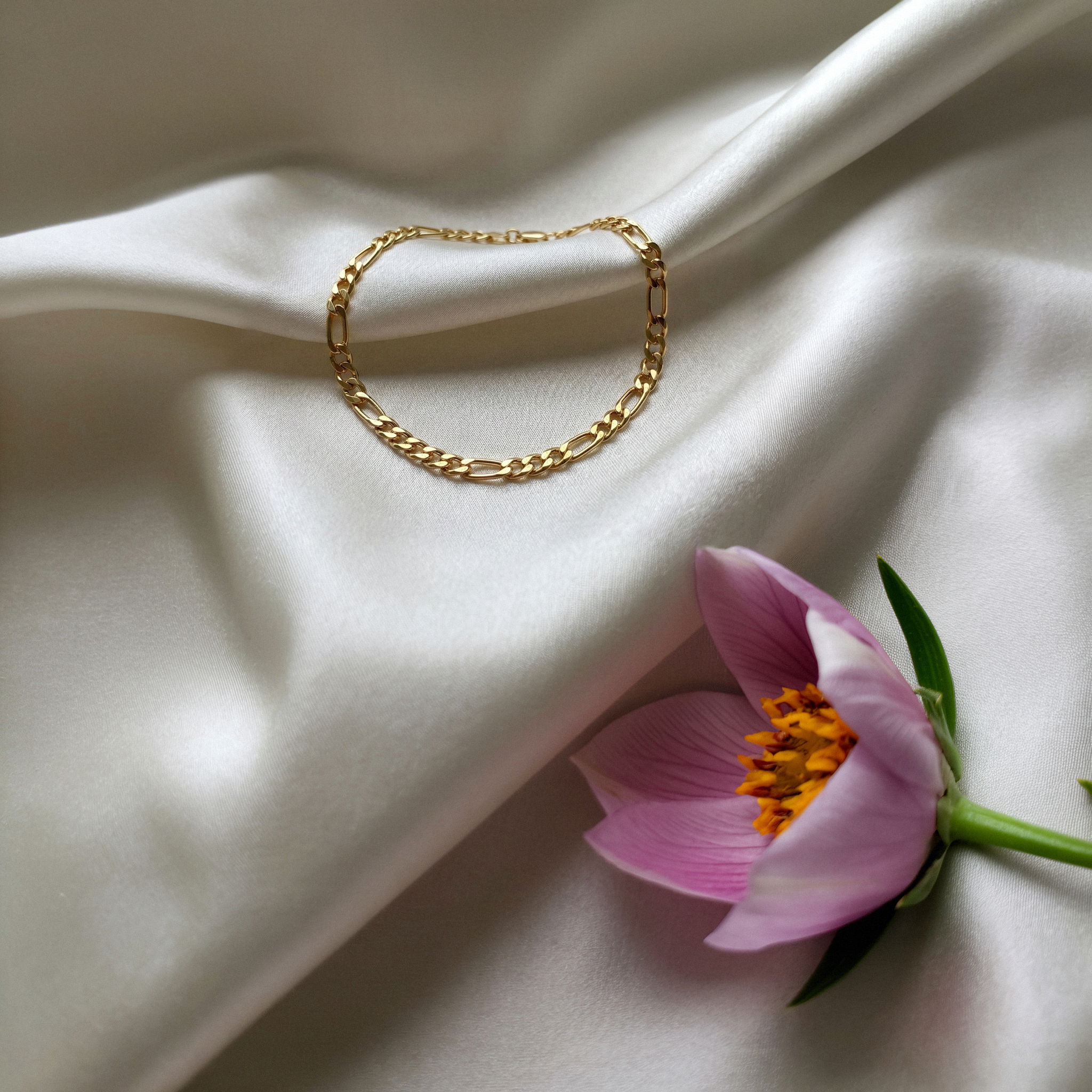 Figaro Chain Bracelet 14K Gold