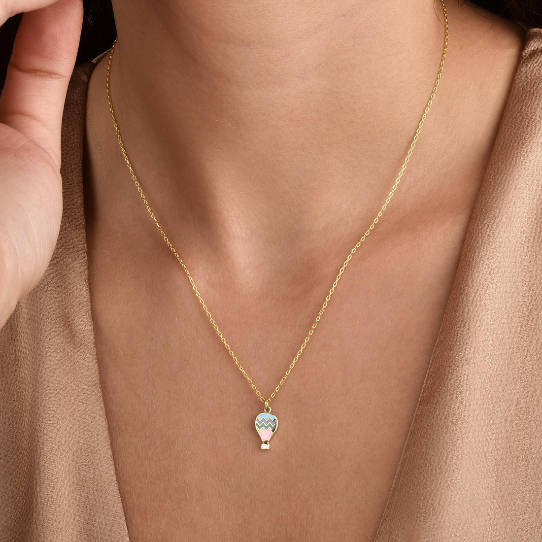 Flying Balloon Necklace 14K Gold