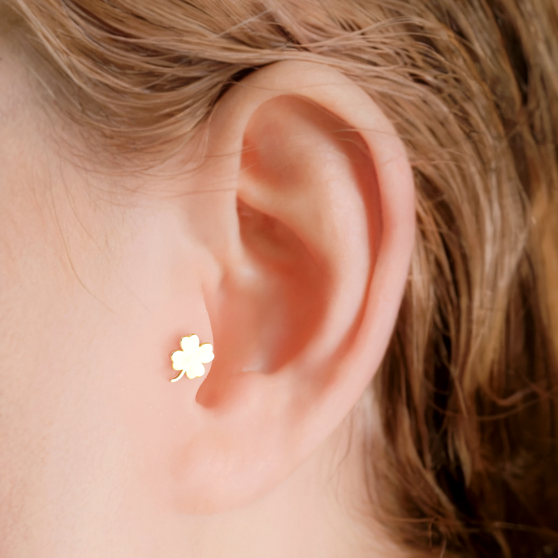 Four-Leaf Clover Flatback Ear Piercing 14K Gold