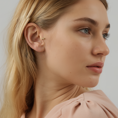 Geometric Panther Flatback Ear Piercing 14K Gold / Silver
