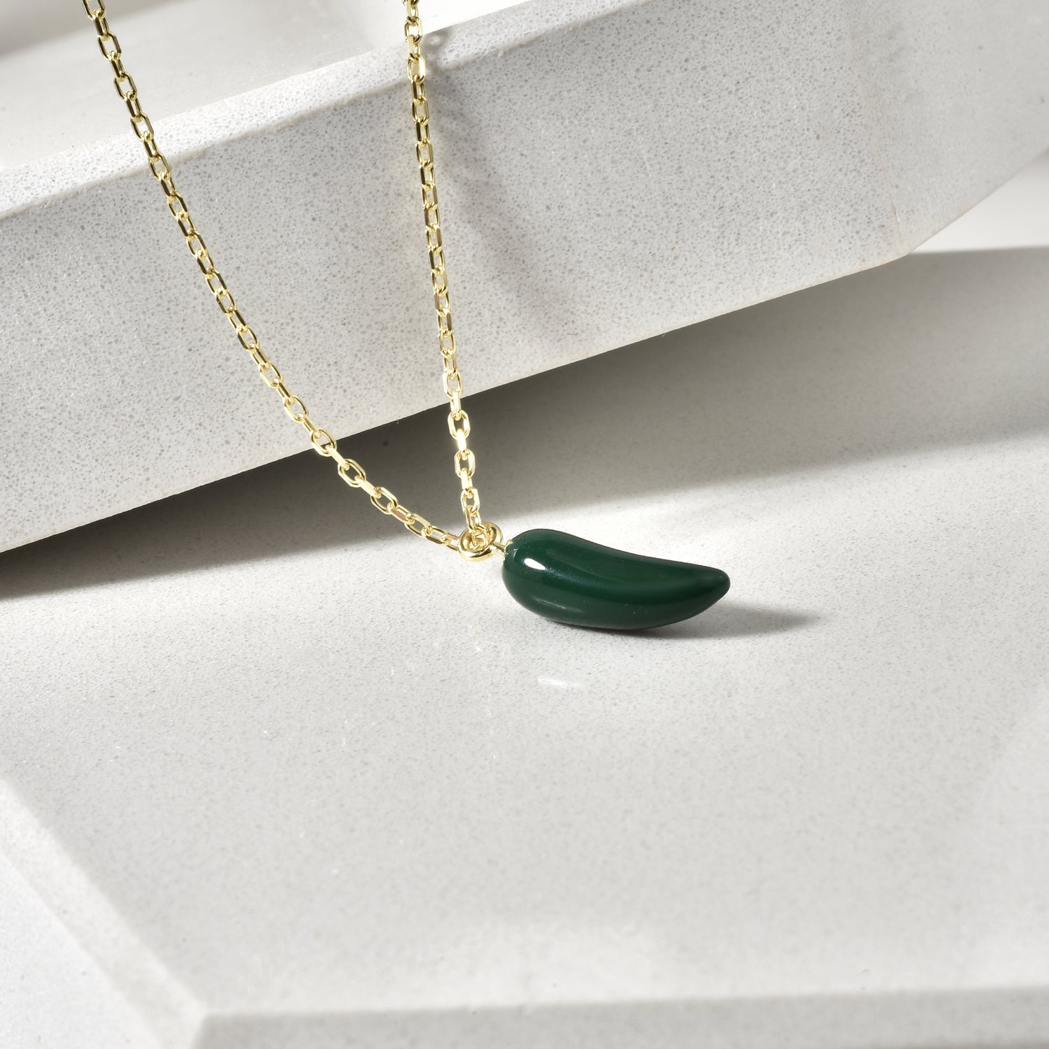 Green Pepper Design Necklace 14k Gold