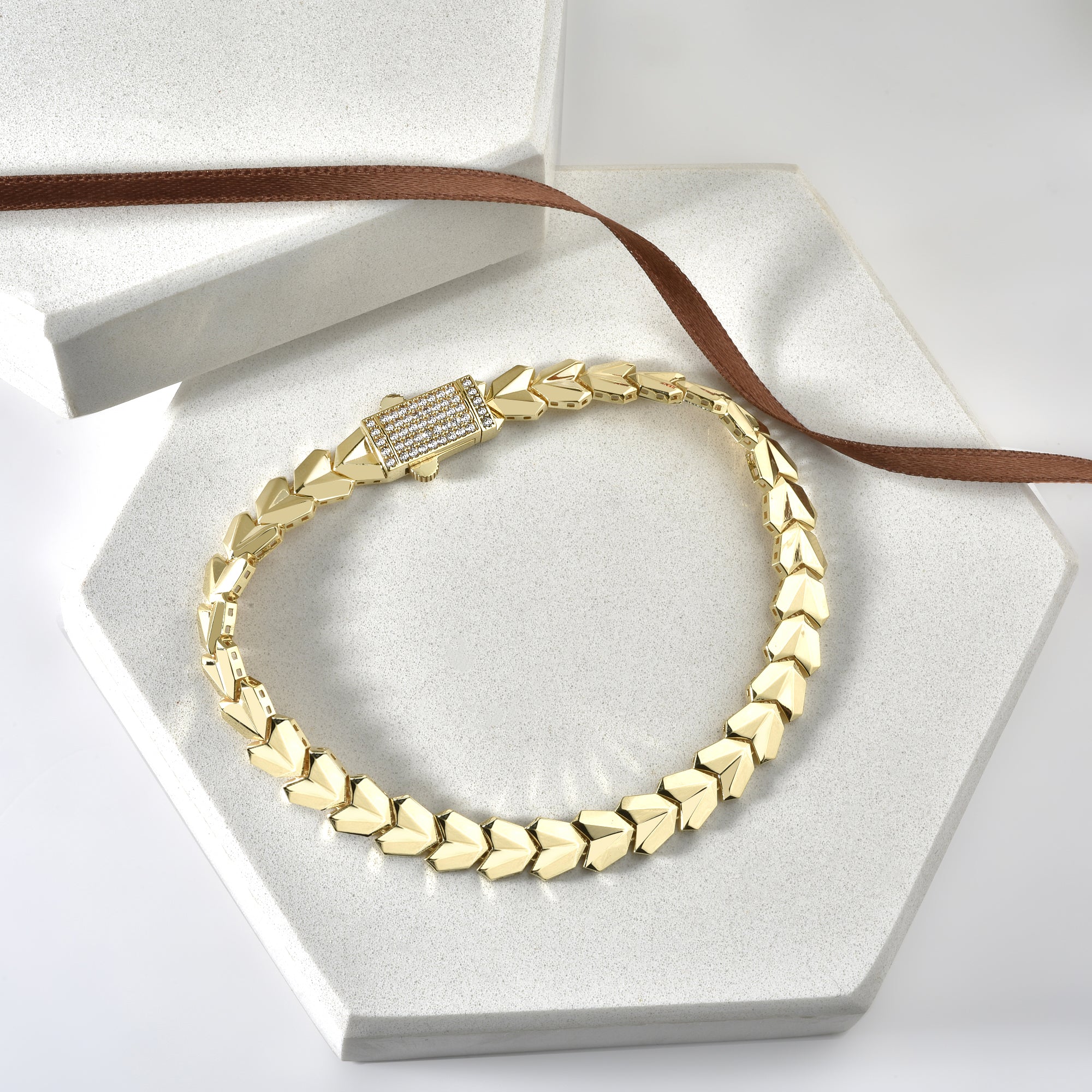 Heart Series Stone Bracelet 14K Gold