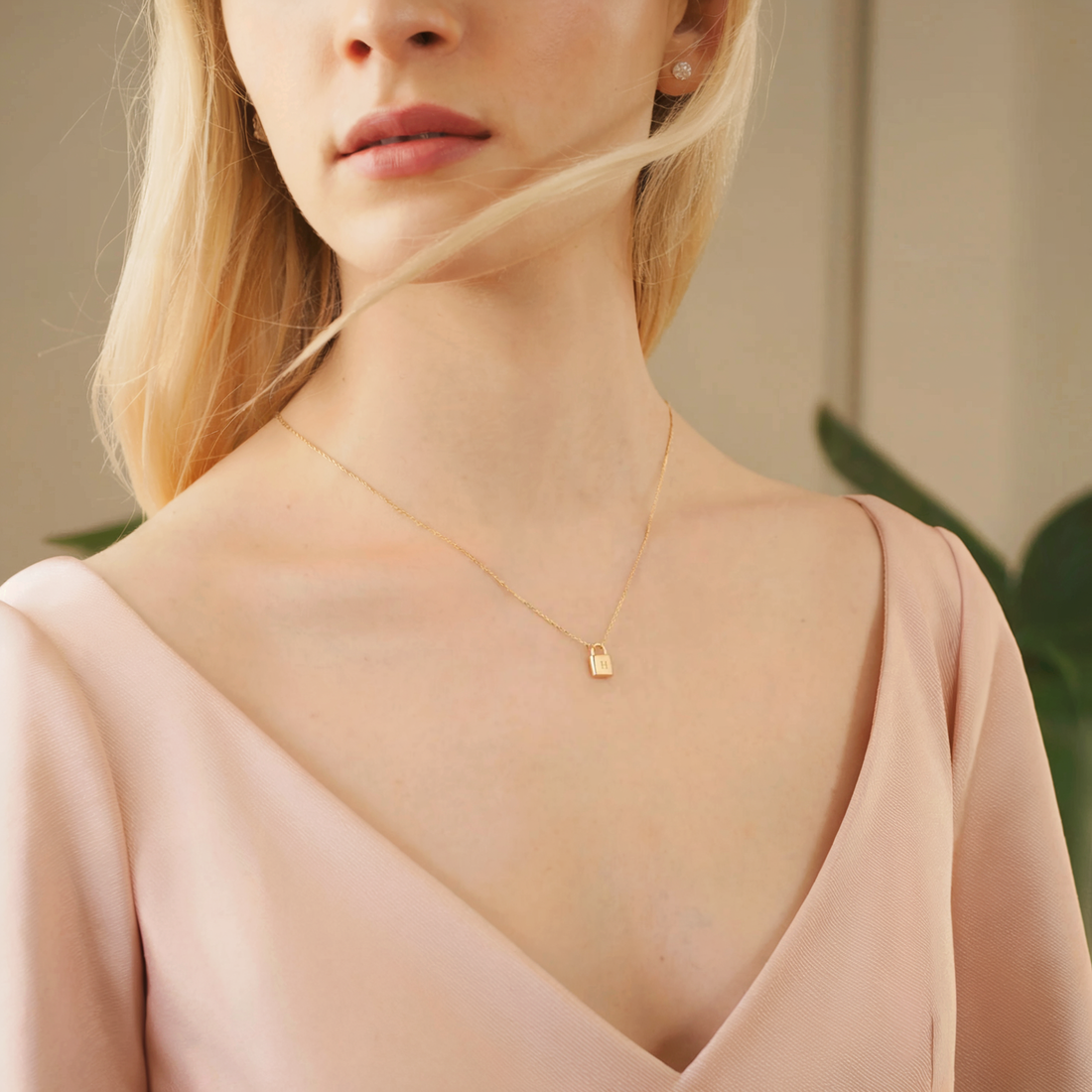 14K Gold Personalized Lock Pendant Necklace