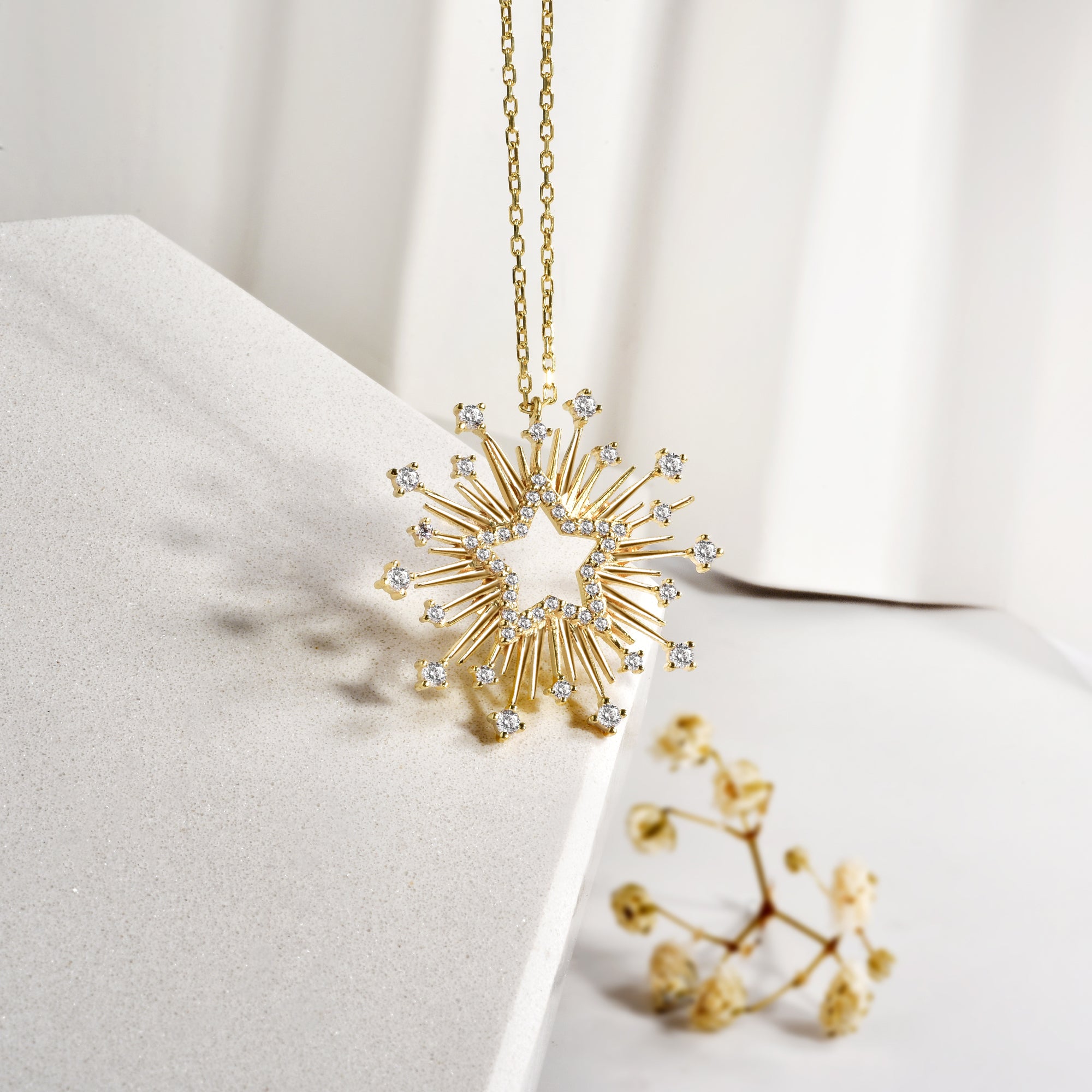 Luminous Star Diamond Necklace 14K Gold