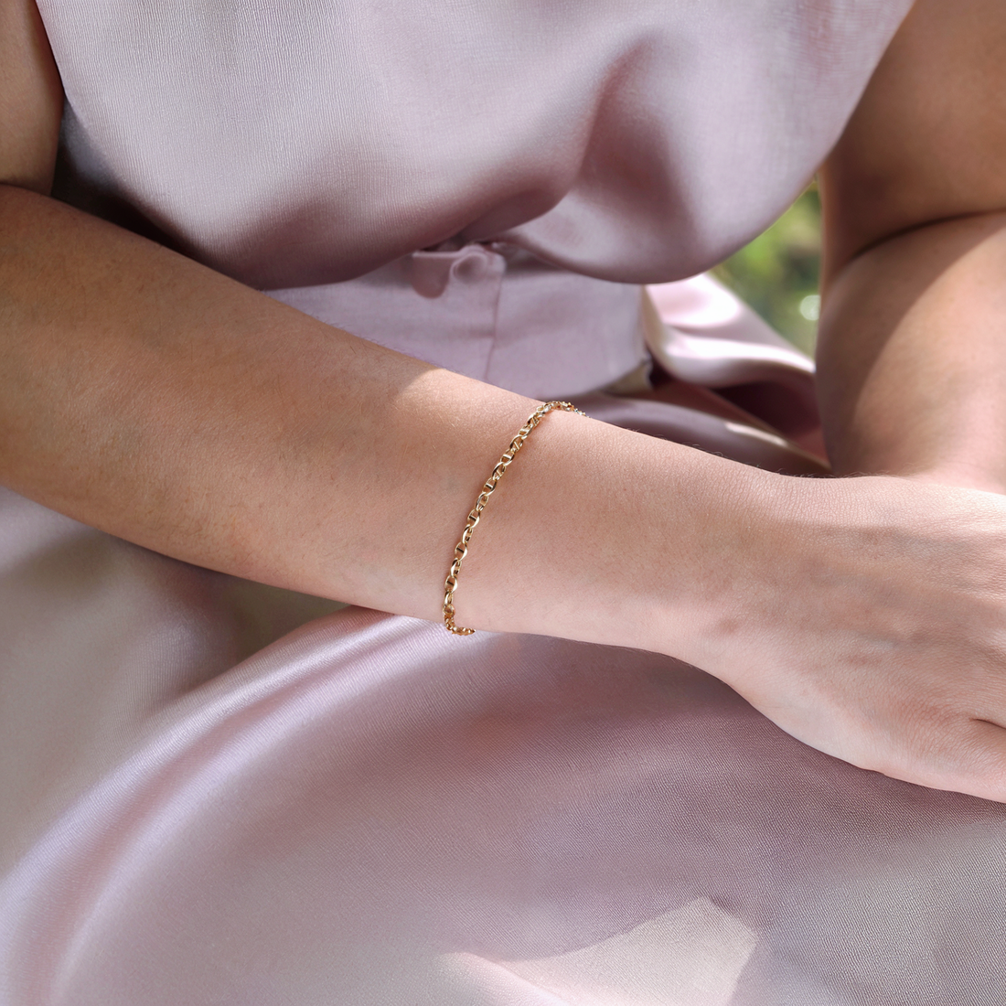 Marine Flat Oval Chain Bracelet 14K Gold