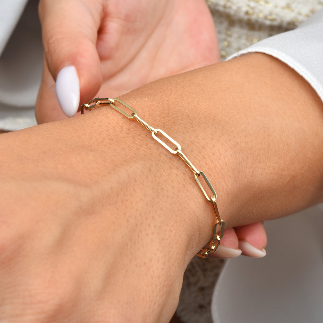 Sleek Paperclip Gold Chain Bracelet